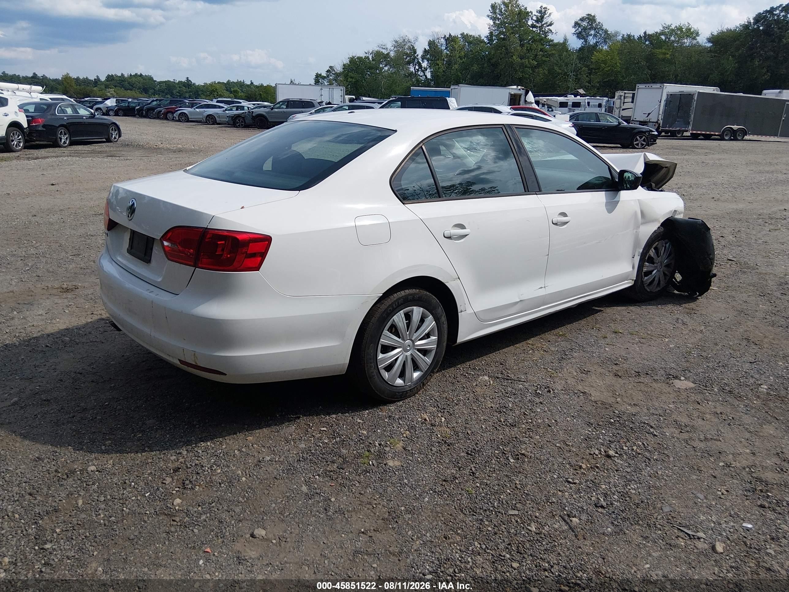 2011 Volkswagen Jetta 2.0l S Белый vin: 3VW2K7AJXBM380593