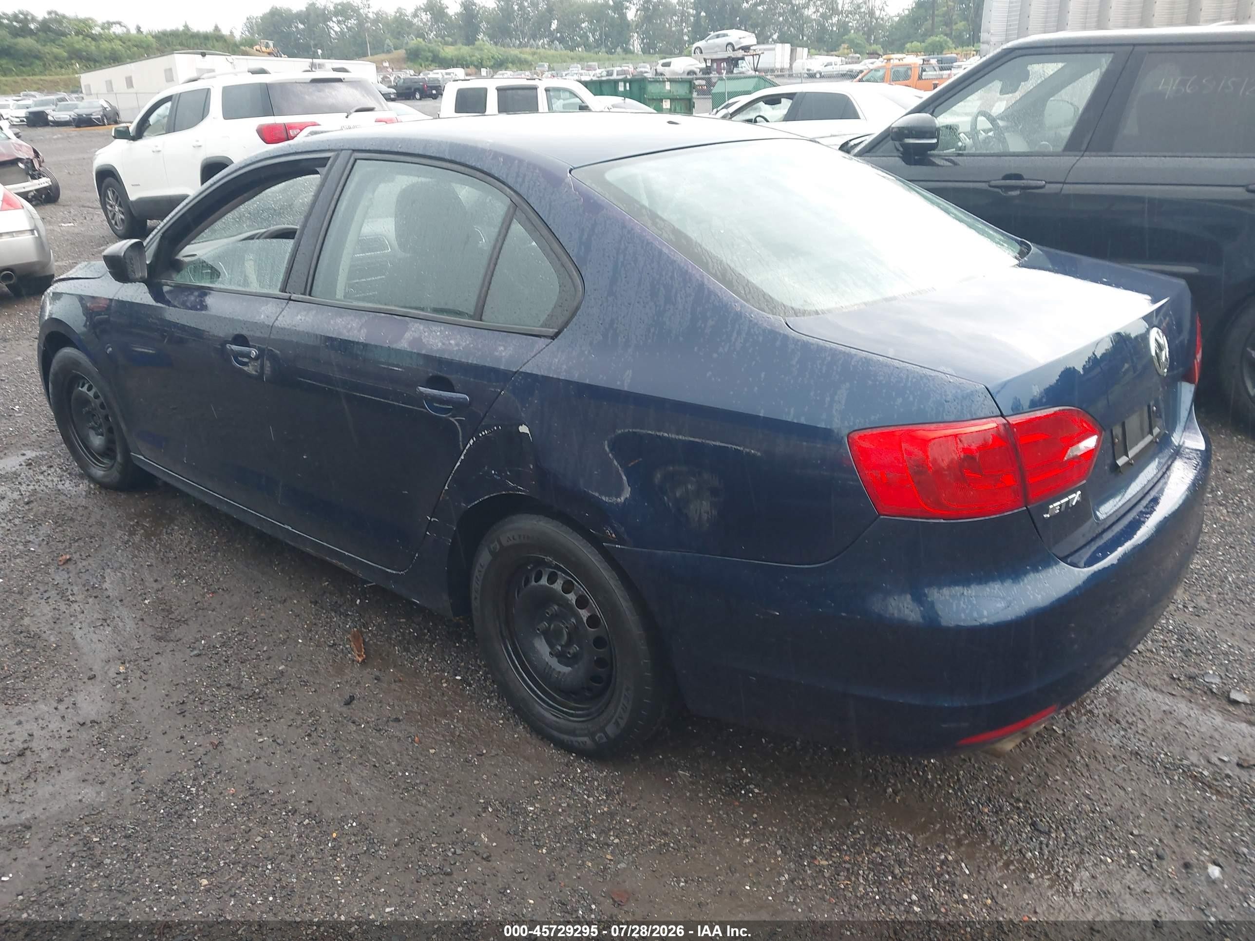 2013 Volkswagen Jetta 2.0l S Blue vin: 3VW2K7AJXDM206770