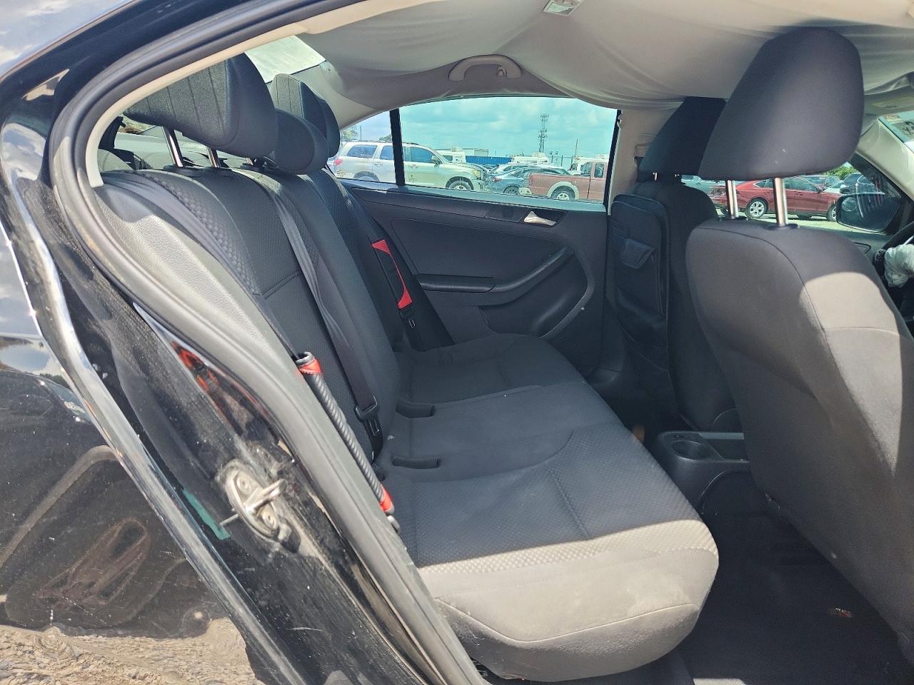 2013 Volkswagen Jetta Base Black vin: 3VW2K7AJXDM217445
