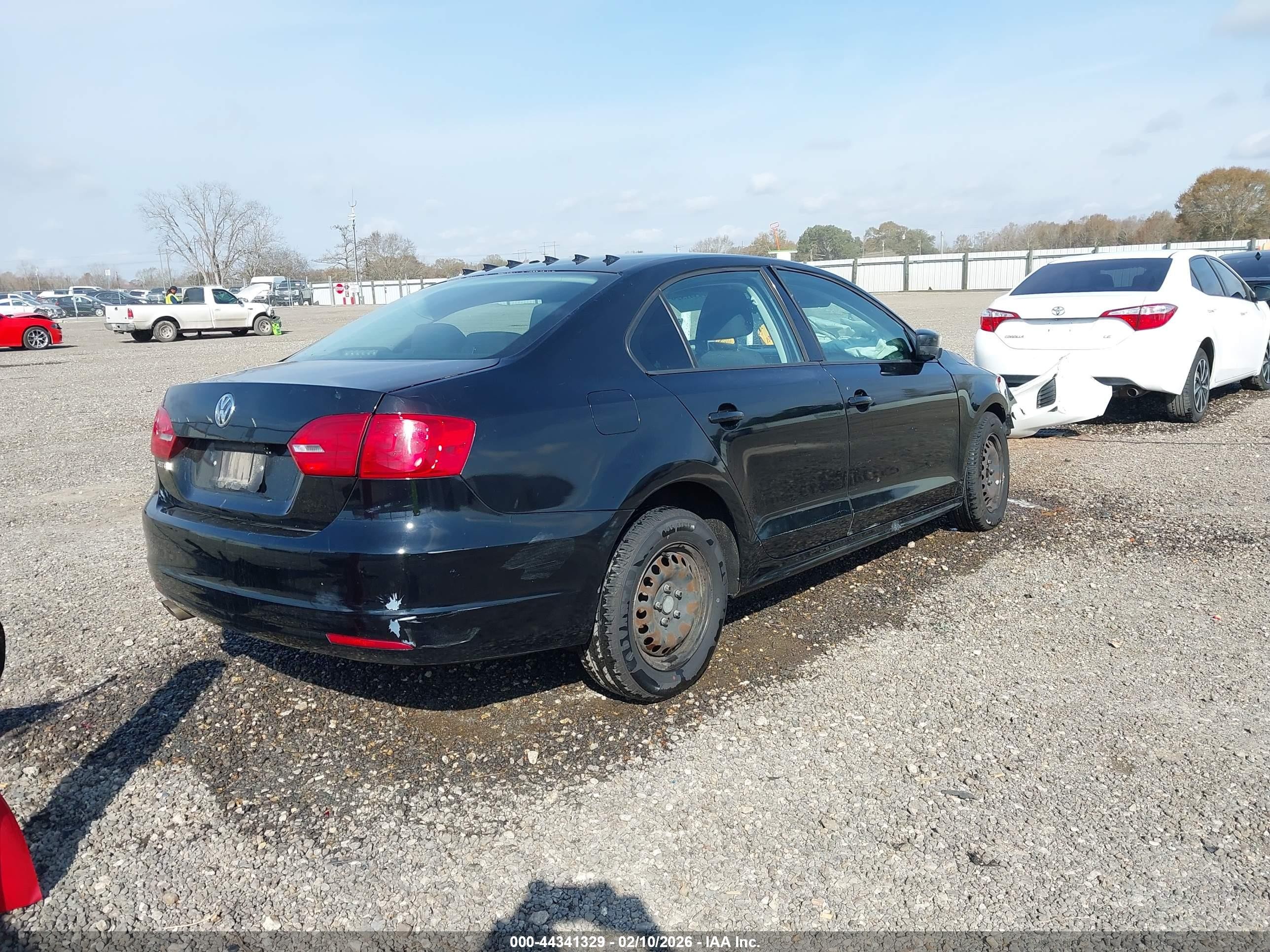 2013 Volkswagen Jetta 2.0l S Black vin: 3VW2K7AJXDM357074