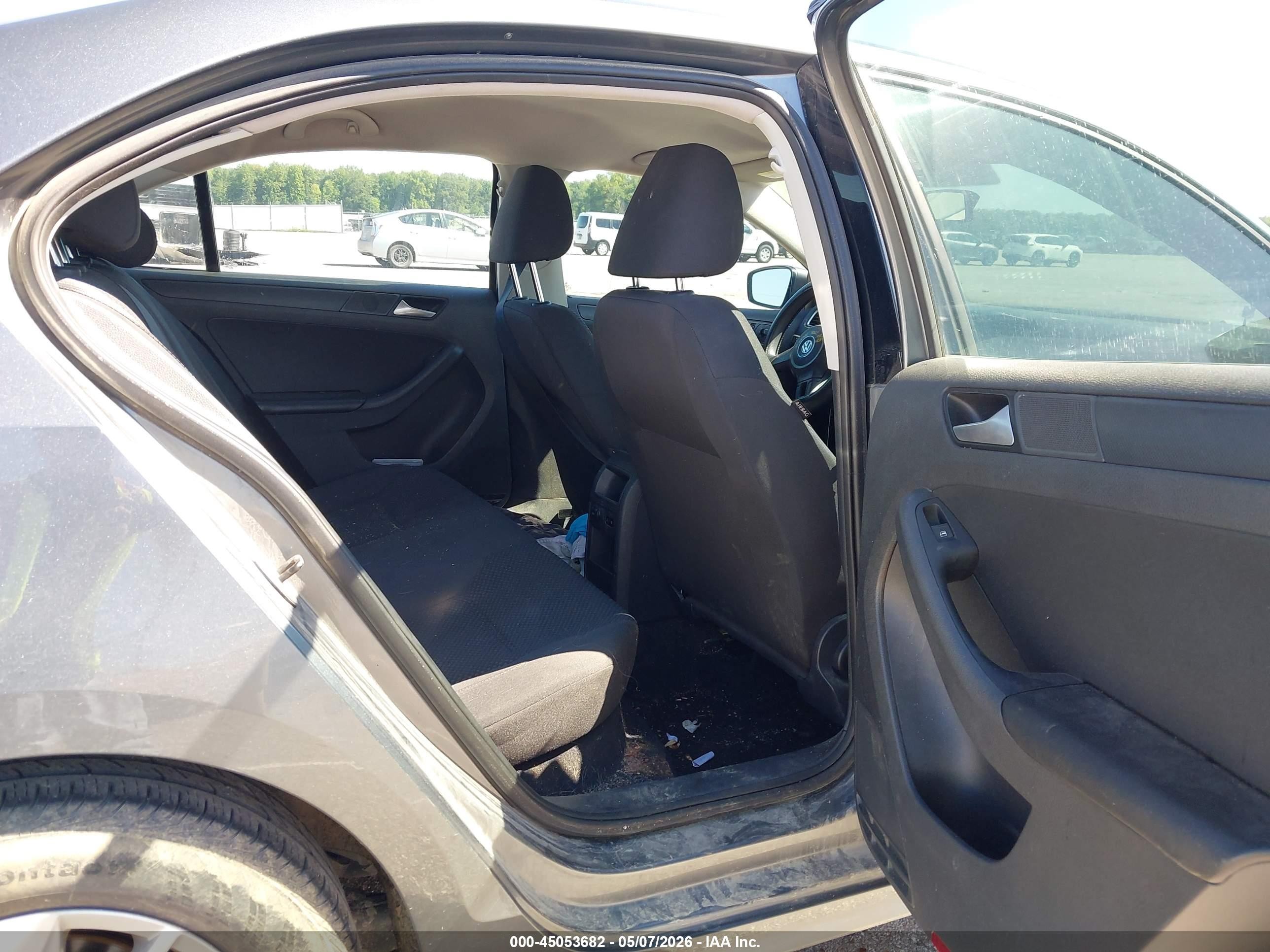 2014 Volkswagen Jetta 2.0l S Gray vin: 3VW2K7AJXEM217172