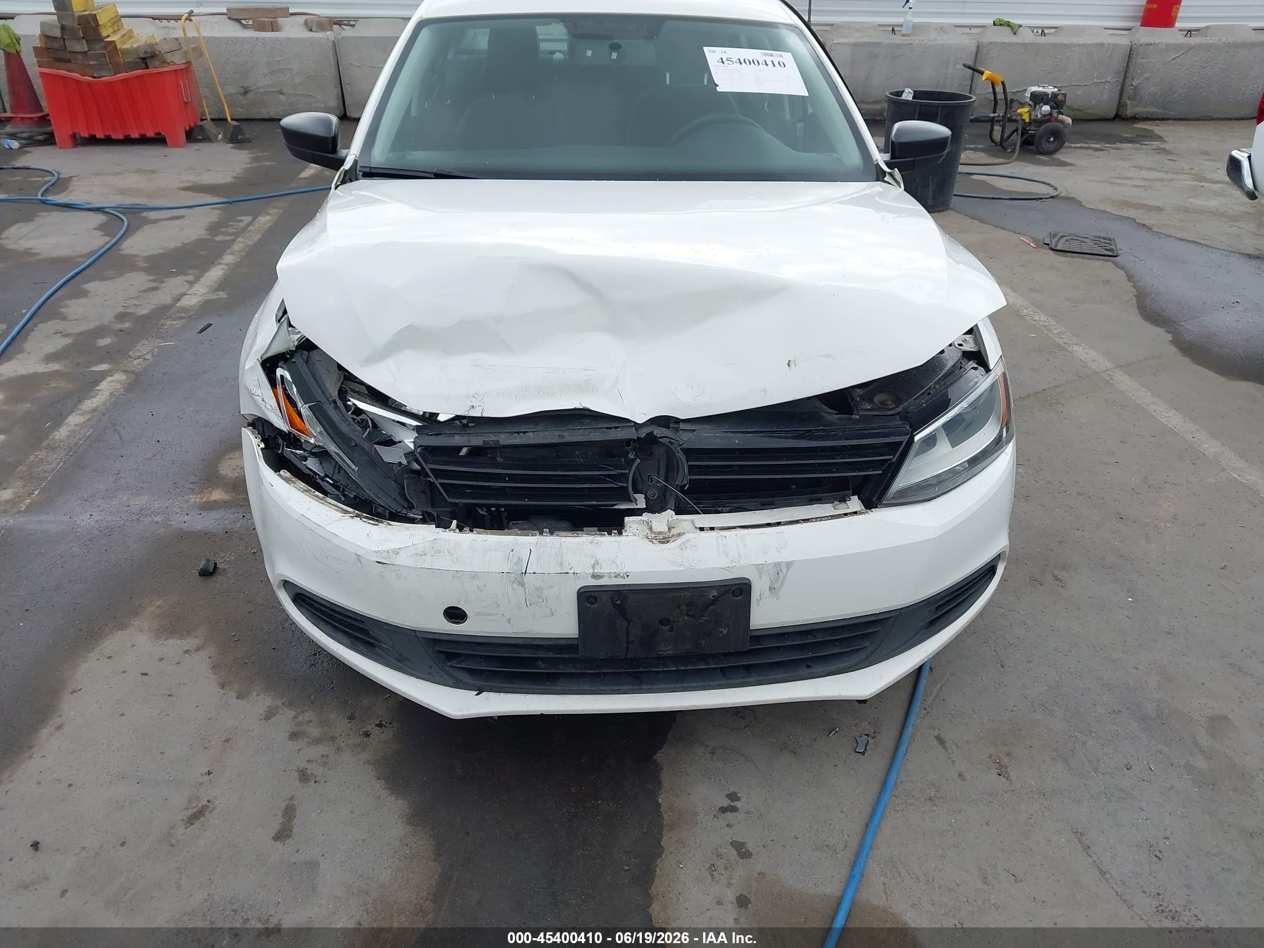 2014 Volkswagen Jetta 2.0l S White vin: 3VW2K7AJXEM241746