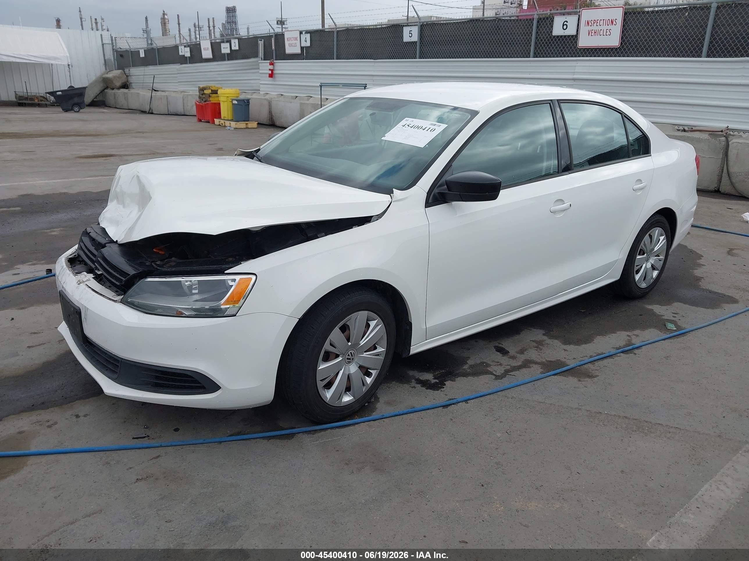 2014 Volkswagen Jetta 2.0l S White vin: 3VW2K7AJXEM241746