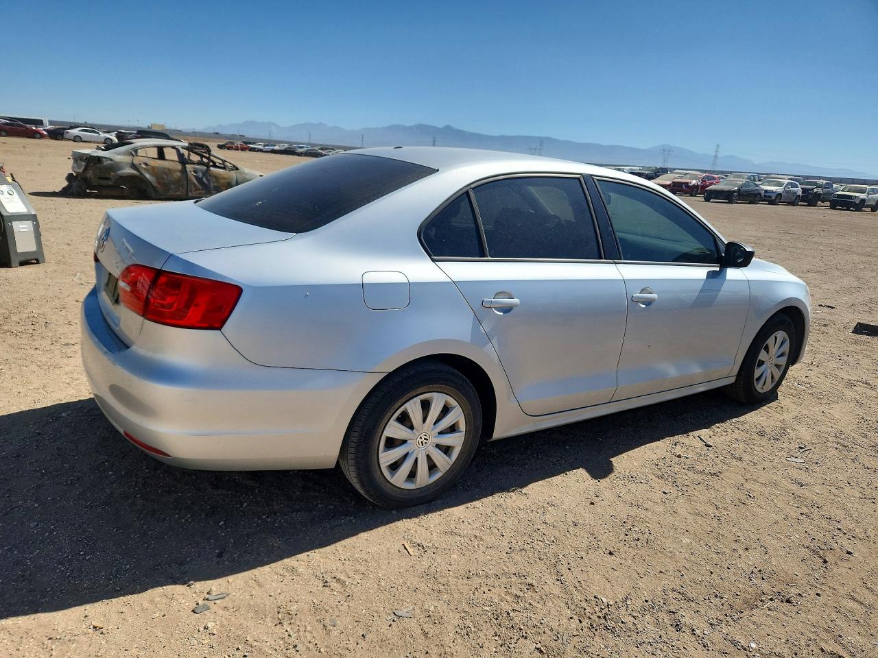 2014 Volkswagen Jetta Base Silver vin: 3VW2K7AJXEM250849