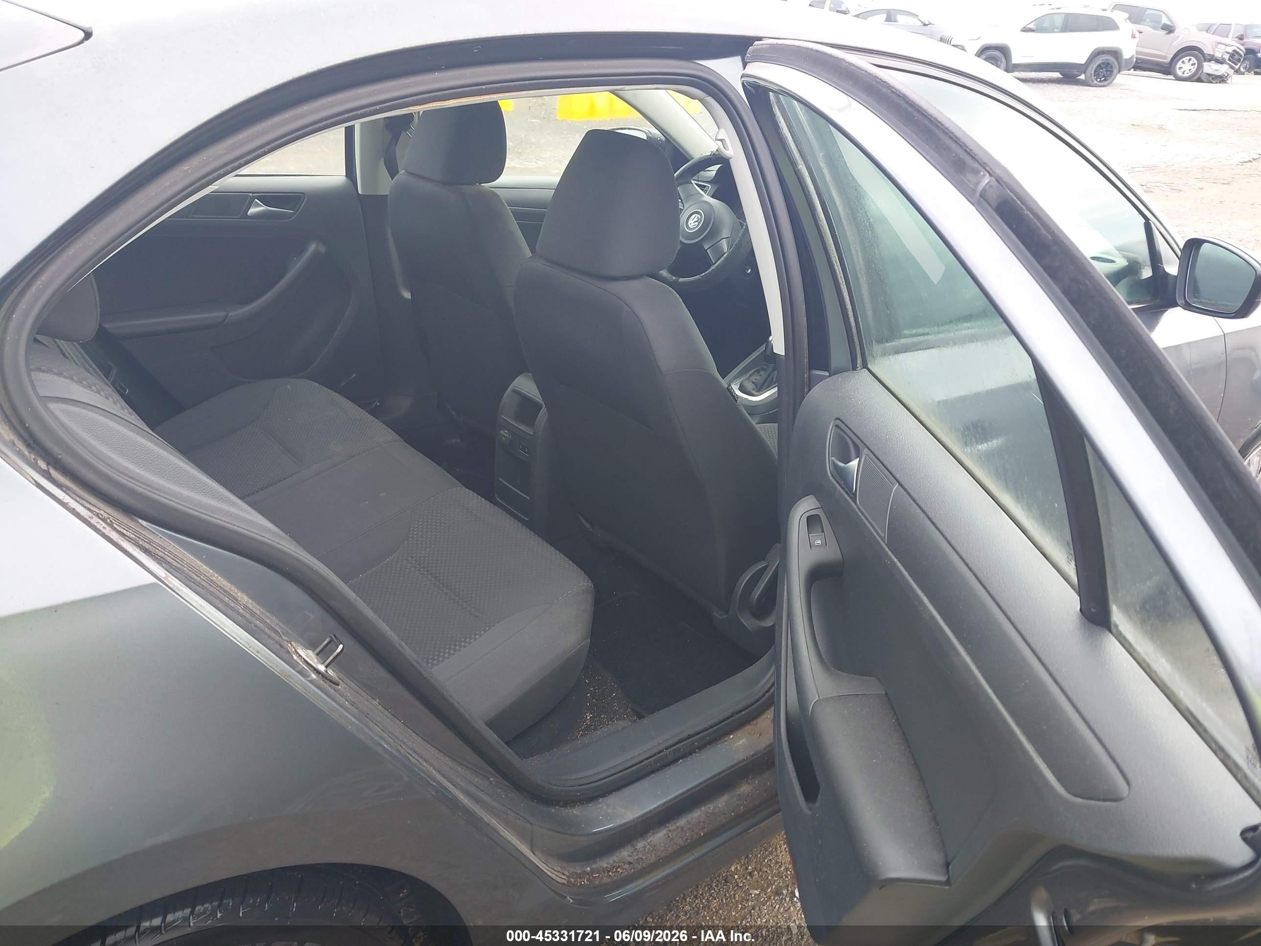 2014 Volkswagen Jetta 2.0l S Gray vin: 3VW2K7AJXEM296651