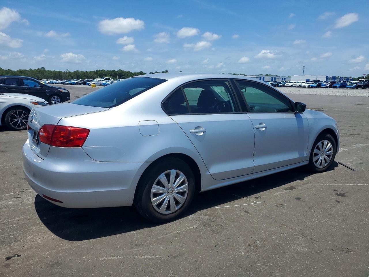 2014 Volkswagen Jetta Base Silver vin: 3VW2K7AJXEM327624