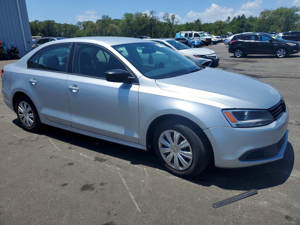 2014 Volkswagen Jetta Base Silver vin: 3VW2K7AJXEM327624