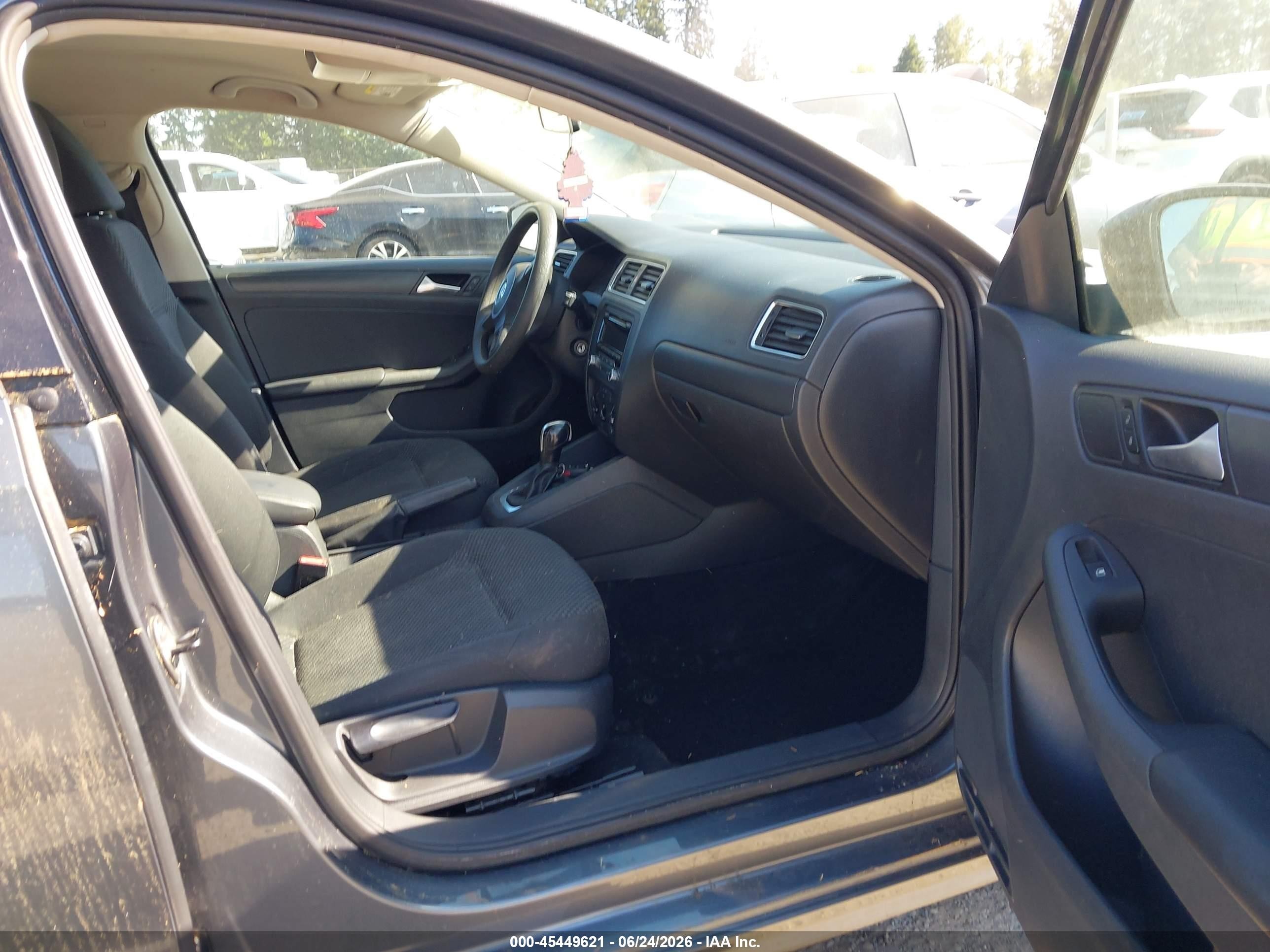 2014 Volkswagen Jetta 2.0l S Gray vin: 3VW2K7AJXEM354080