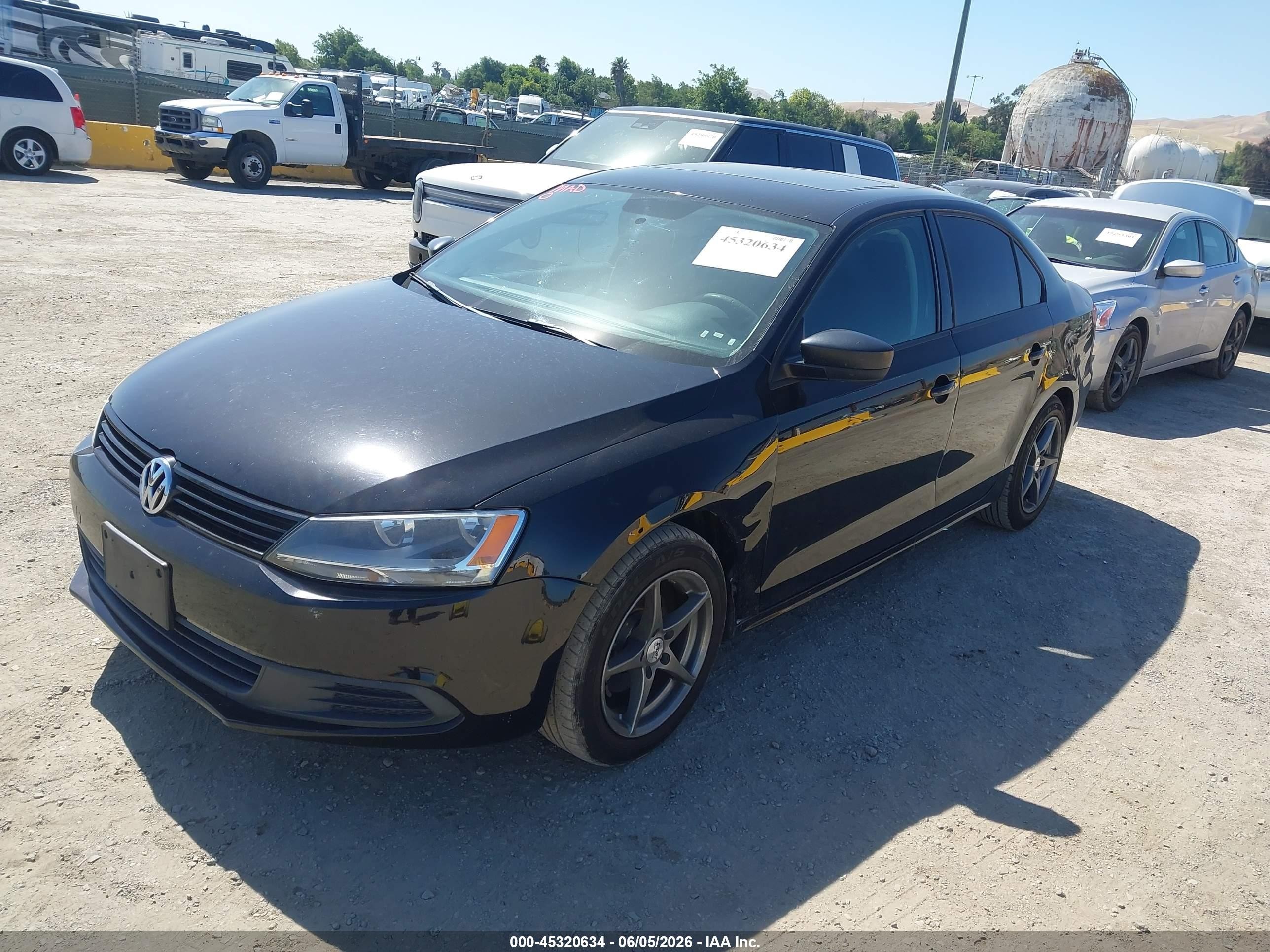 2014 Volkswagen Jetta 2.0l S Black vin: 3VW2K7AJXEM366164