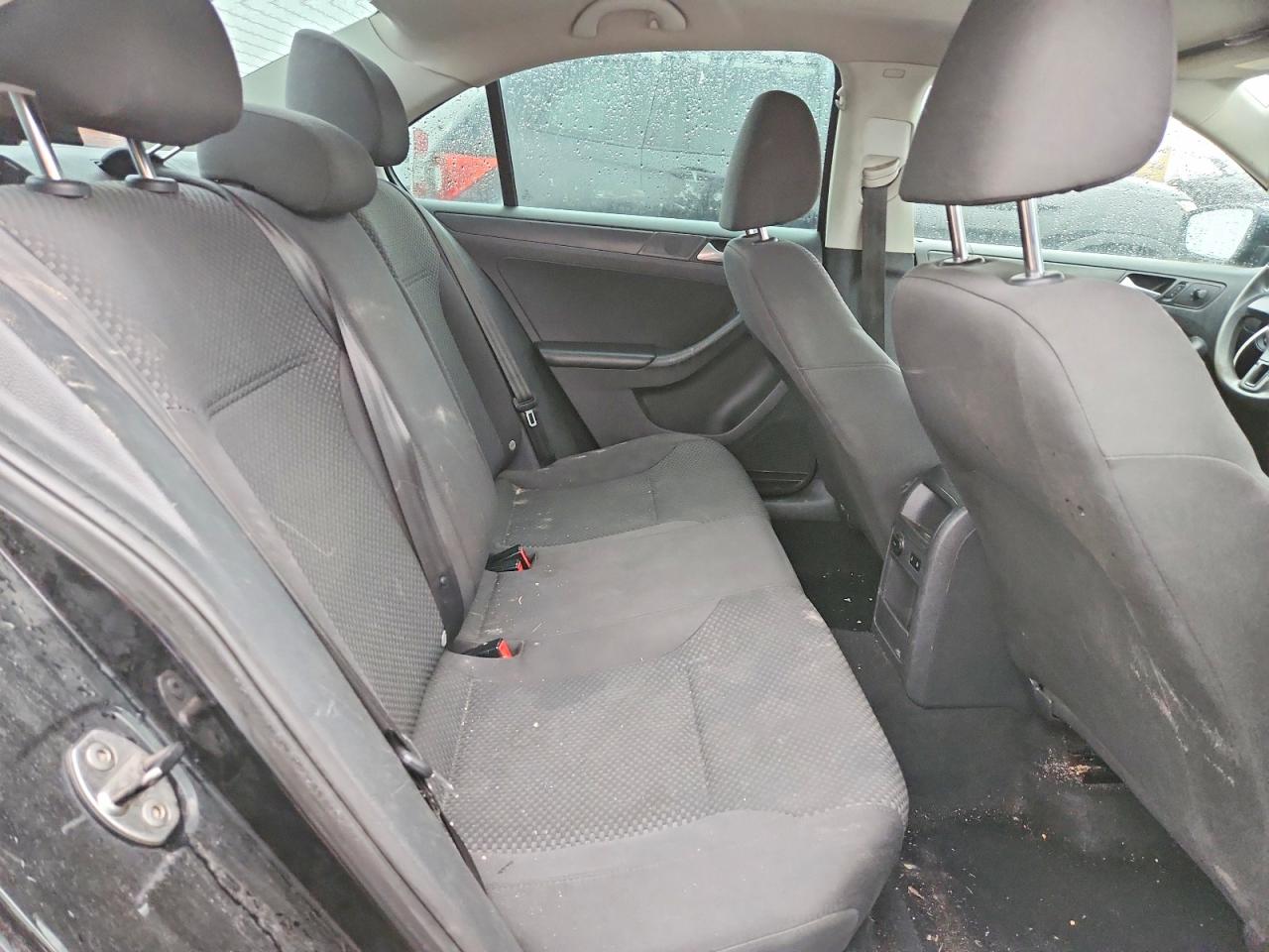 2014 Volkswagen Jetta Base Черный vin: 3VW2K7AJXEM380288