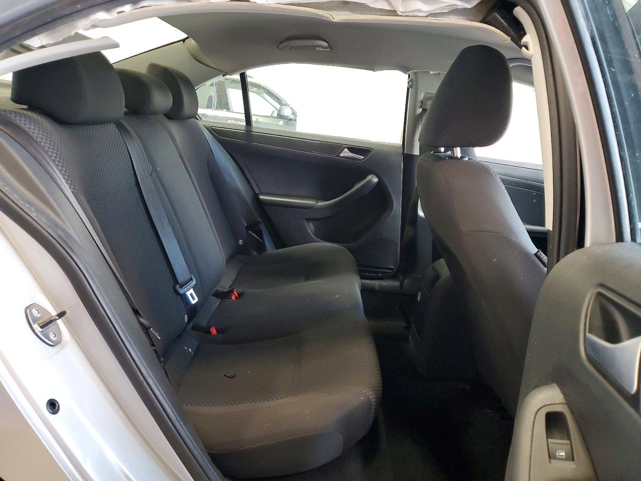 2014 Volkswagen Jetta Base Silver vin: 3VW2K7AJXEM391503