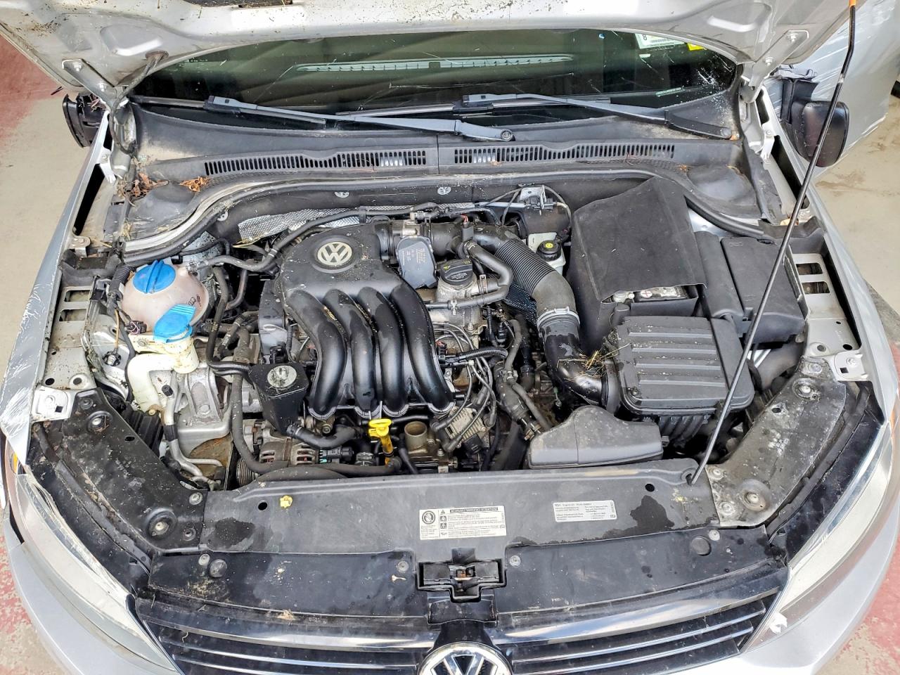 2014 Volkswagen Jetta Base Silver vin: 3VW2K7AJXEM391503