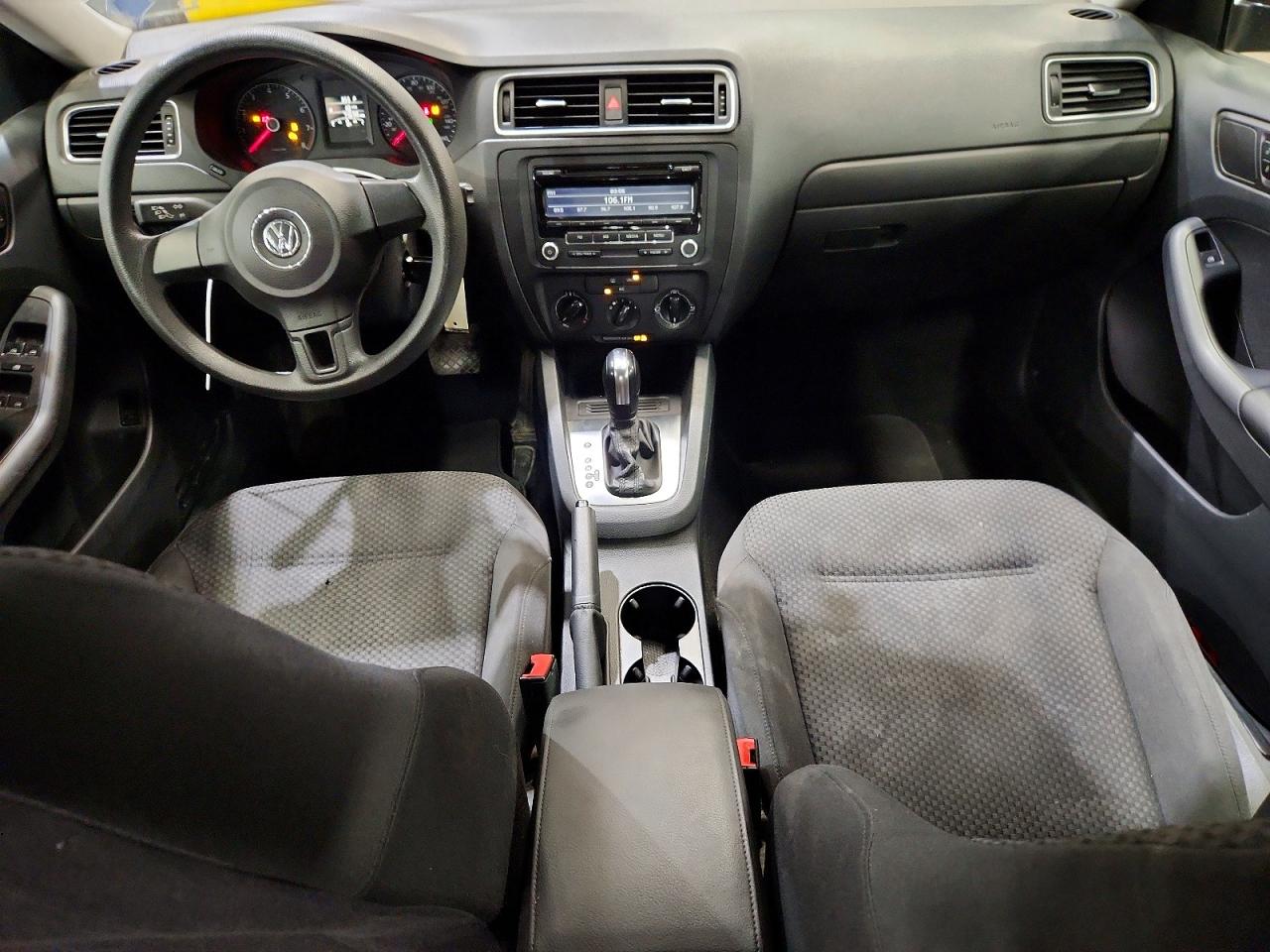 2014 Volkswagen Jetta Base Синий vin: 3VW2K7AJXEM431935