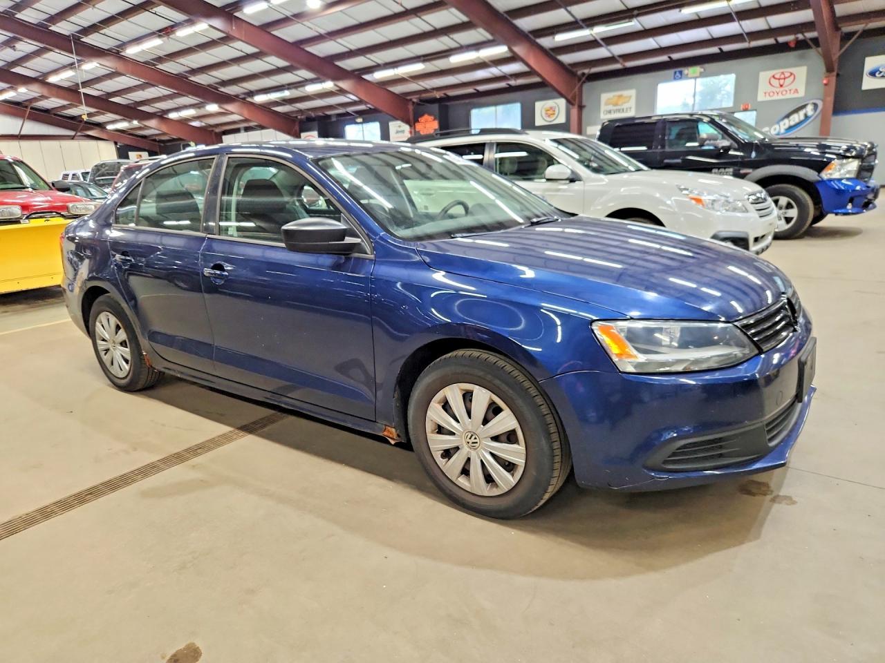 2014 Volkswagen Jetta Base Синий vin: 3VW2K7AJXEM431935