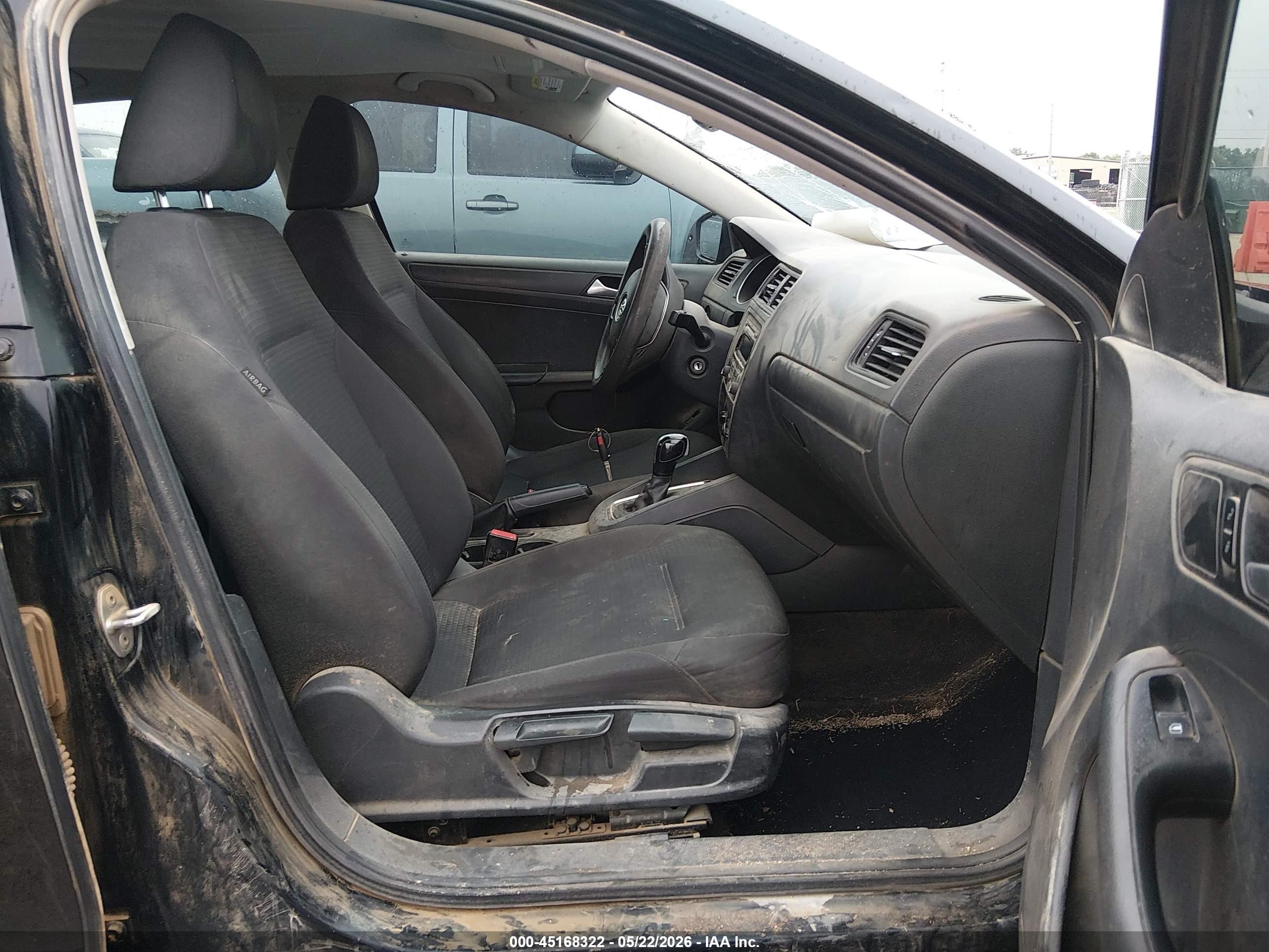 2015 Volkswagen Jetta 2.0l S Черный vin: 3VW2K7AJXFM243028