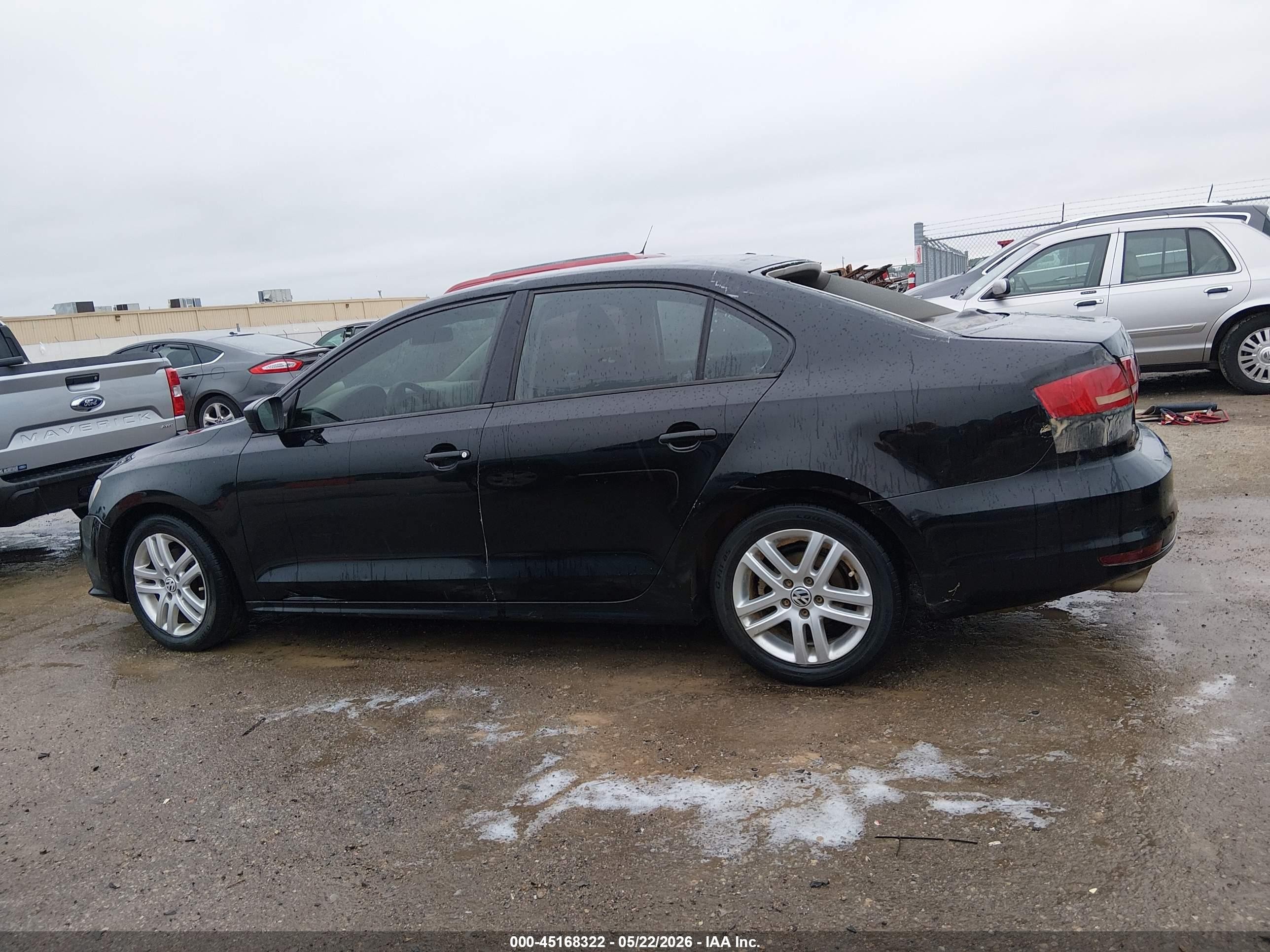 2015 Volkswagen Jetta 2.0l S Черный vin: 3VW2K7AJXFM243028