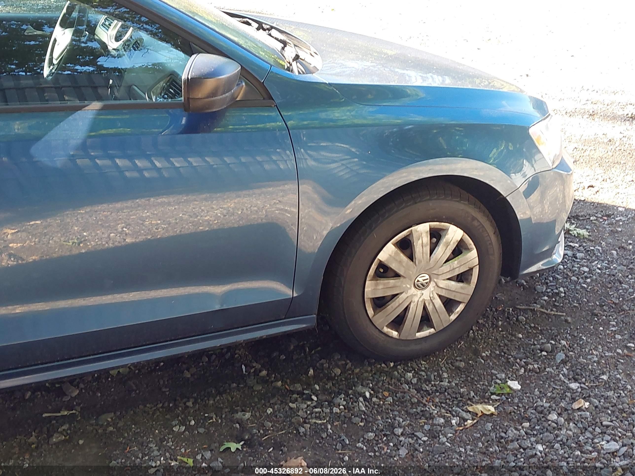 2015 Volkswagen Jetta 2.0l S Blue vin: 3VW2K7AJXFM249881
