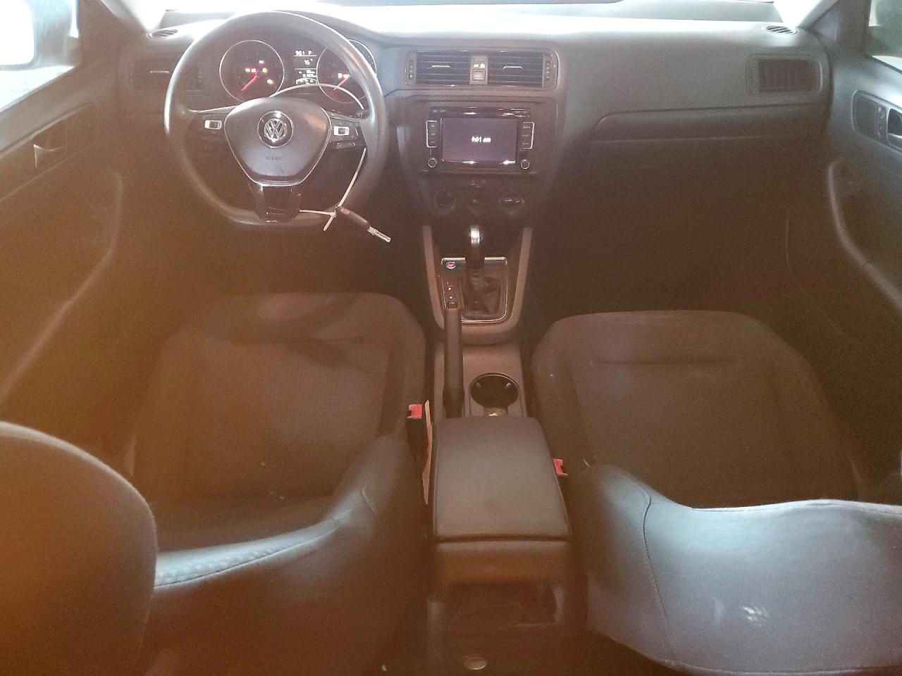 2015 Volkswagen Jetta Base White vin: 3VW2K7AJXFM279849