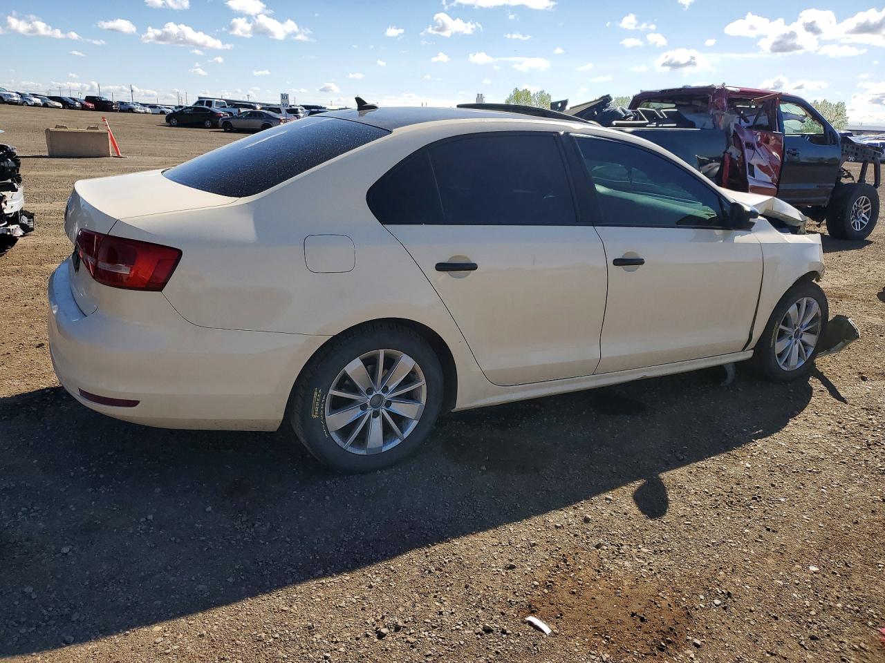 2015 Volkswagen Jetta Base Кремовый vin: 3VW2K7AJXFM334459