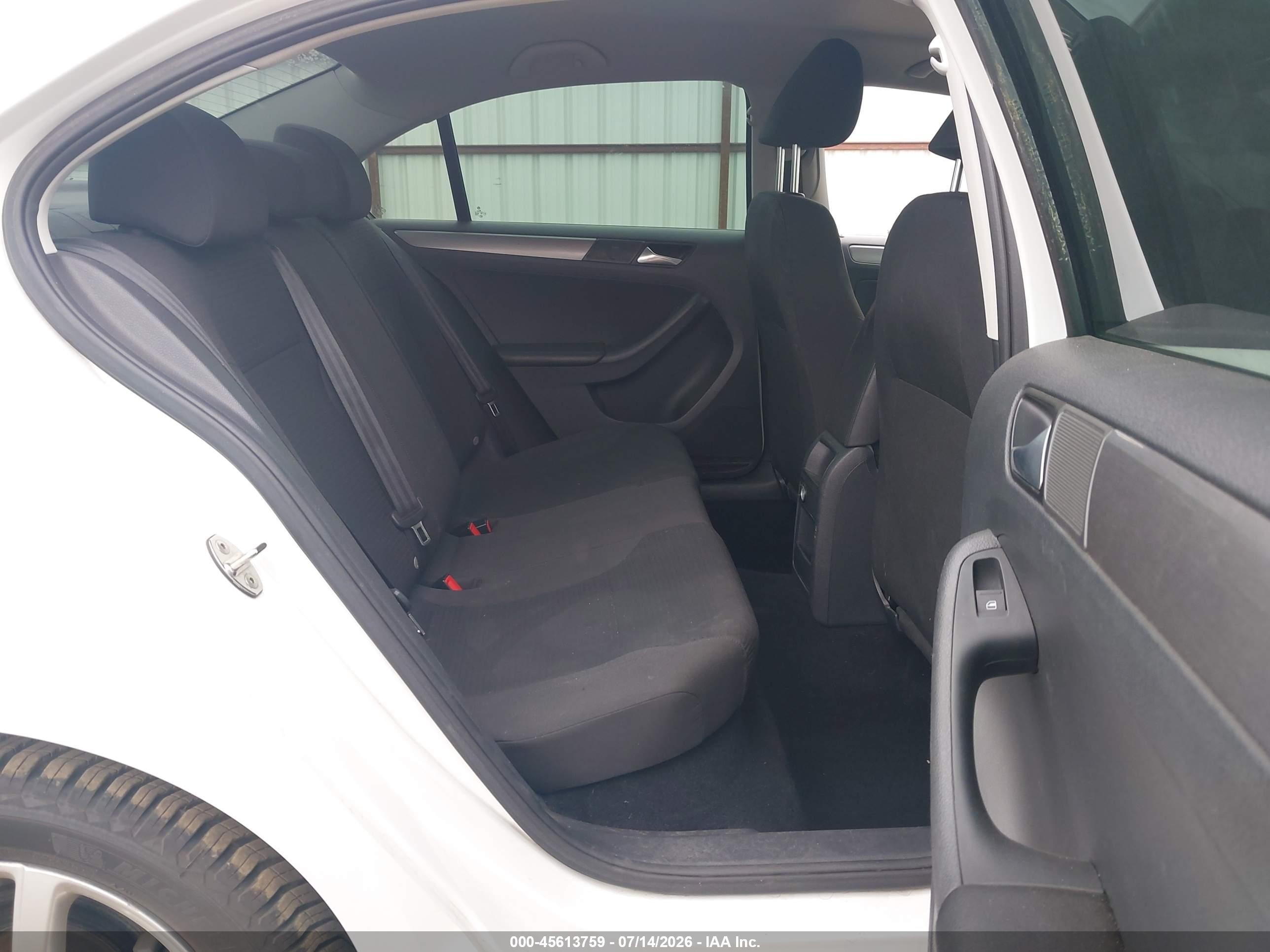 2015 Volkswagen Jetta 2.0l Tdi S White vin: 3VW3A7AJ3FM228300