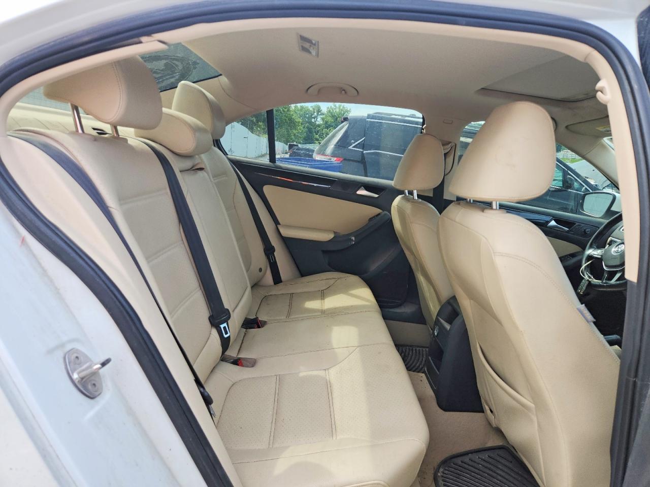 2015 Volkswagen Jetta Tdi White vin: 3VW3A7AJ3FM333354