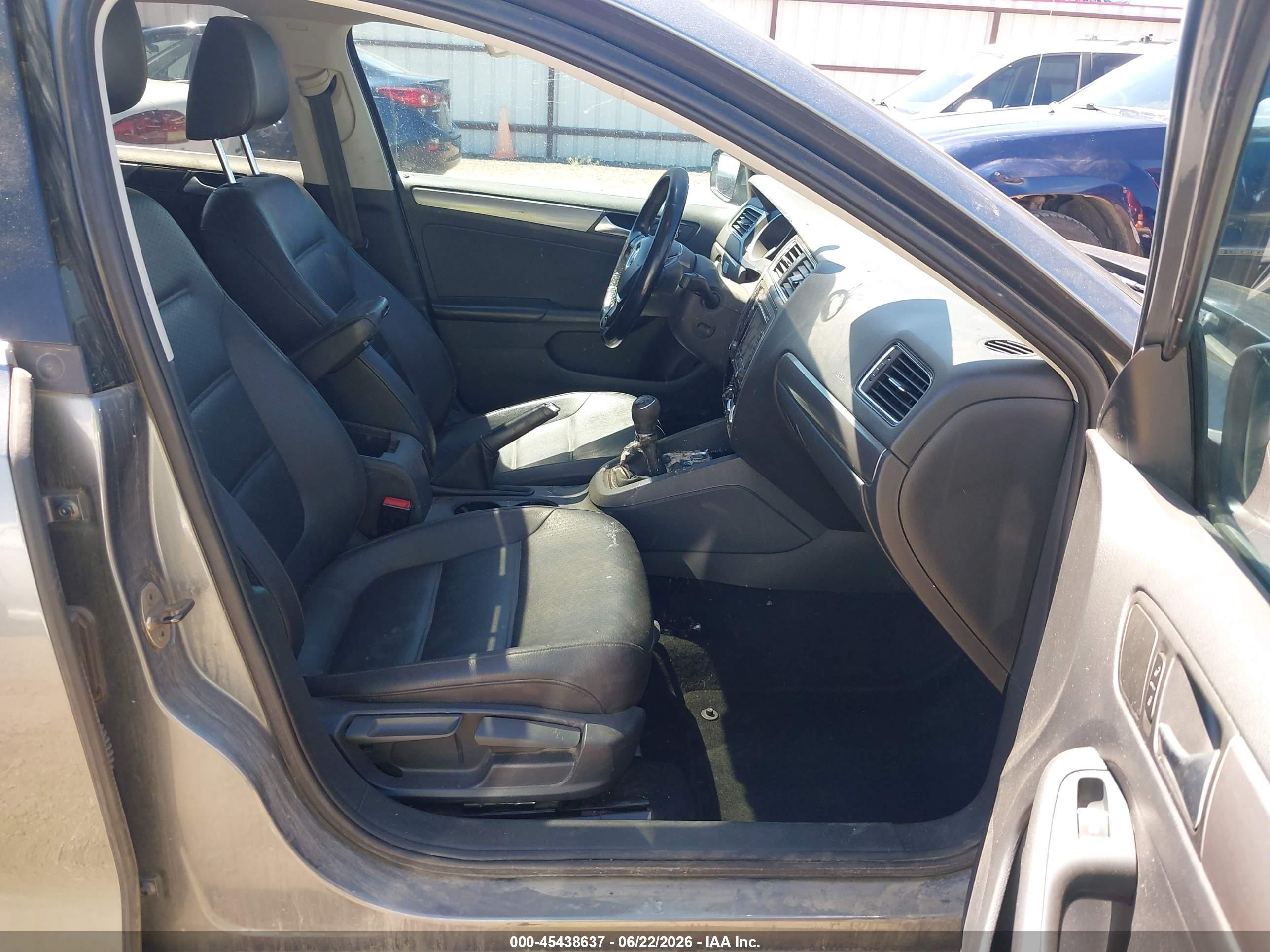 2015 Volkswagen Jetta 2.0l Tdi Se Gray vin: 3VW3A7AJ5FM211949
