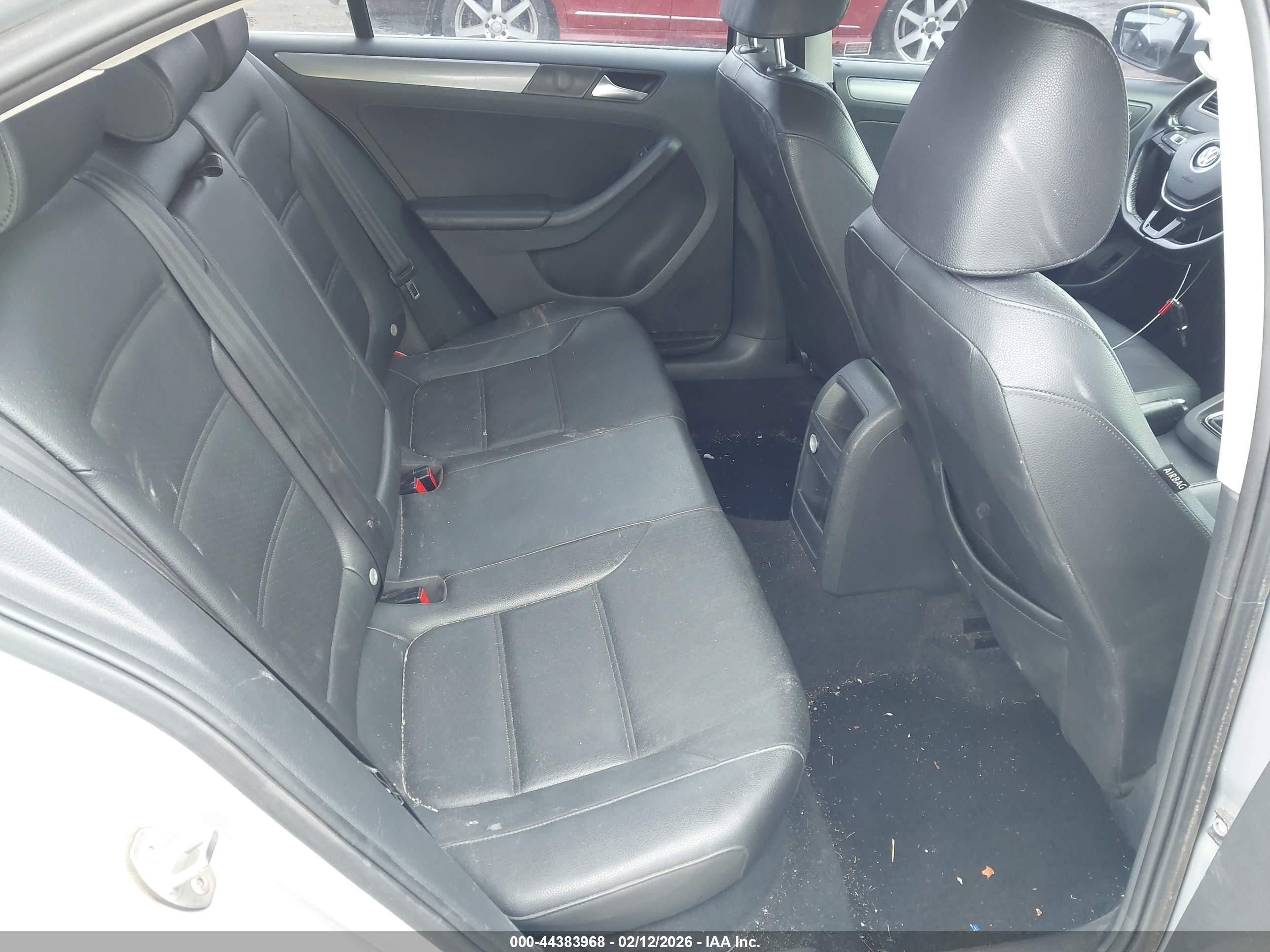 2015 Volkswagen Jetta 2.0l Tdi Se Silver vin: 3VW3A7AJ9FM270325