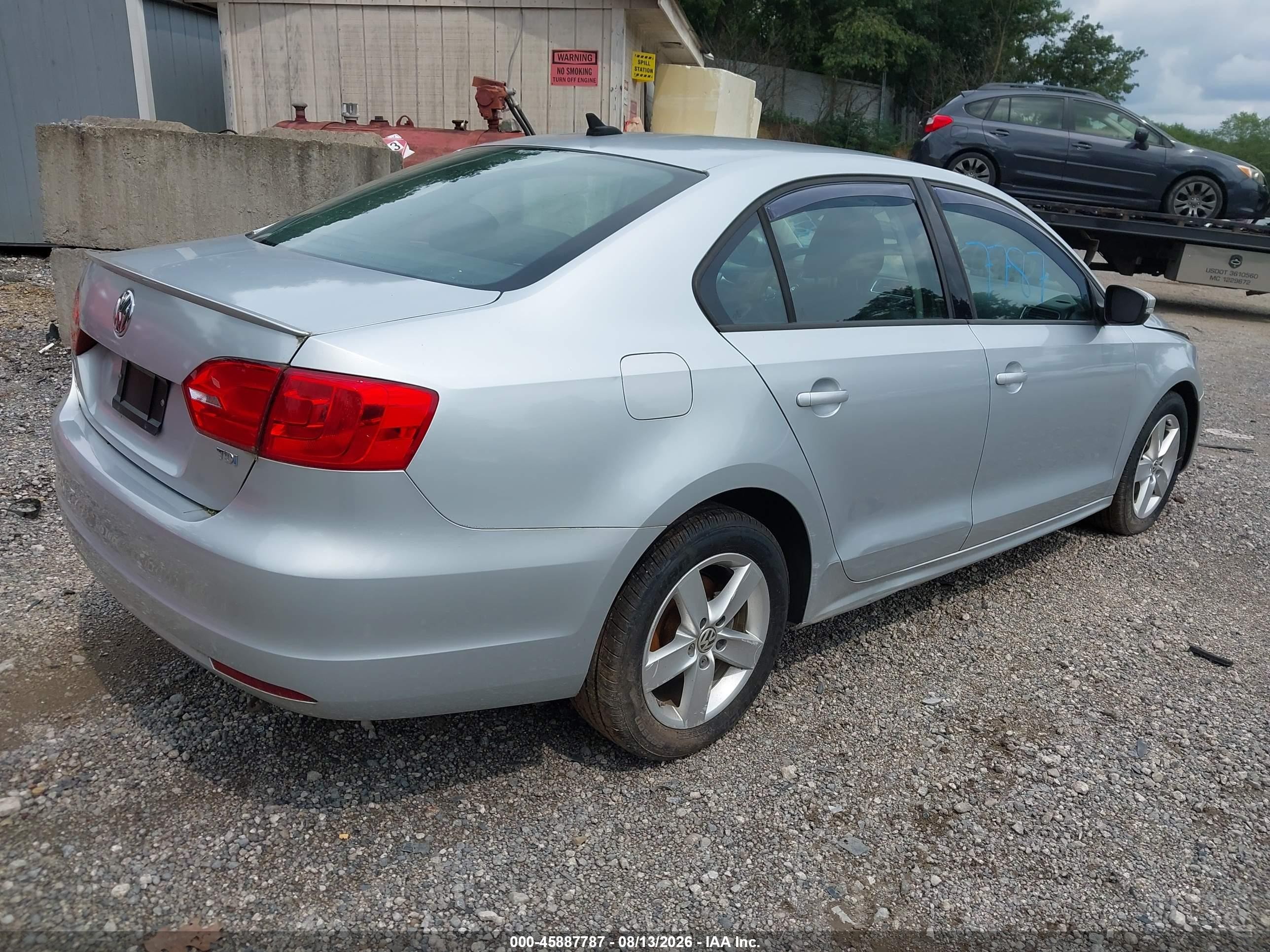 2012 Volkswagen Jetta 2.0l Tdi Silver vin: 3VW3L7AJ0CM308899