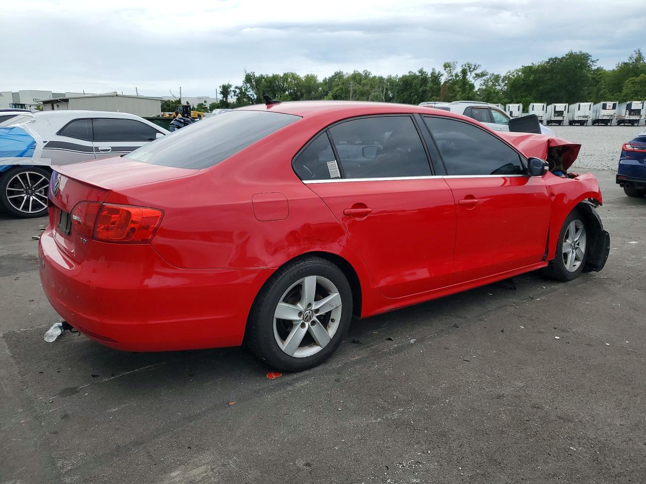 2013 Volkswagen Jetta Tdi Red vin: 3VW3L7AJ1DM373911