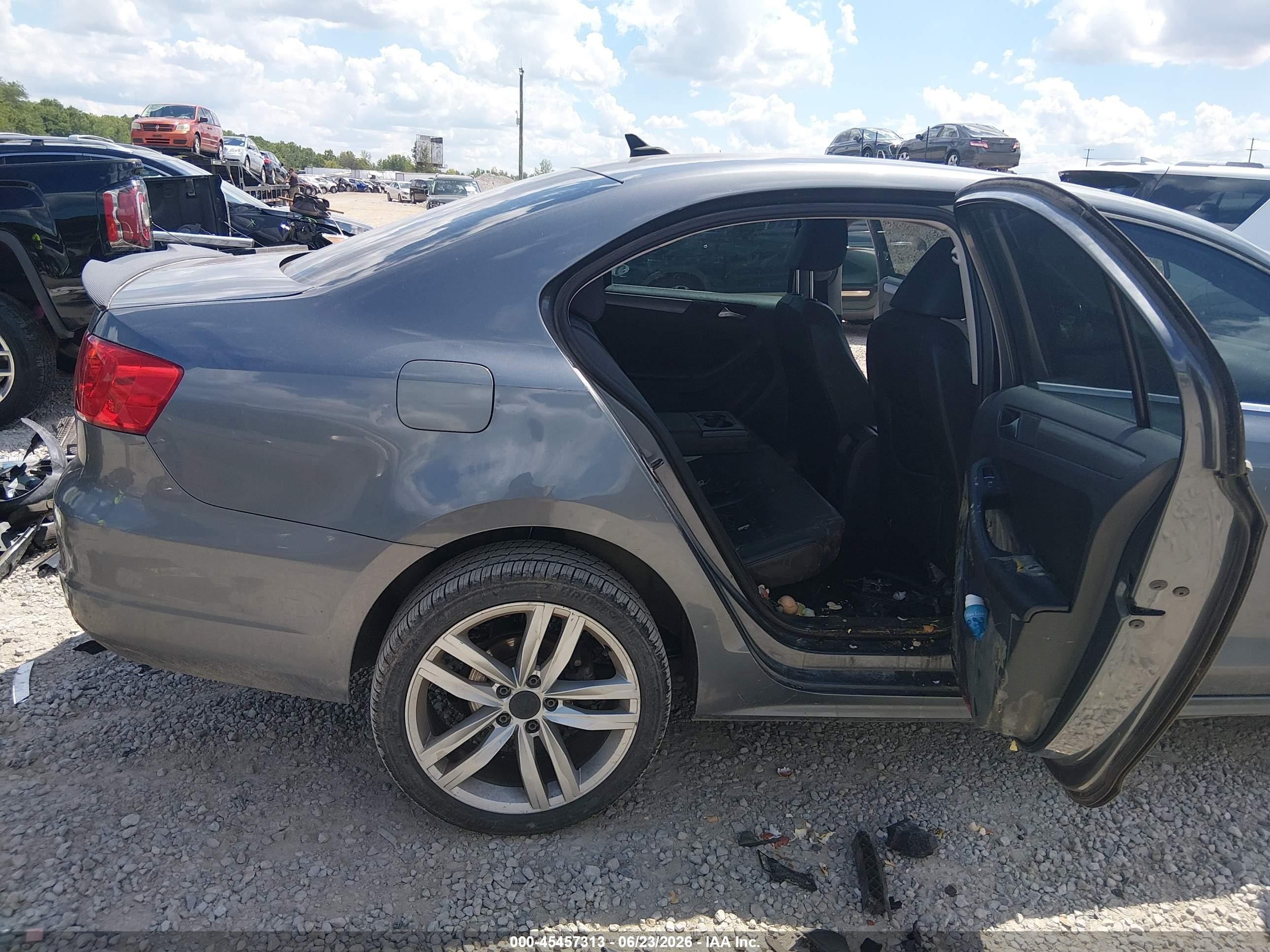 2013 Volkswagen Jetta 2.0l Tdi Gray vin: 3VW3L7AJ2DM363551