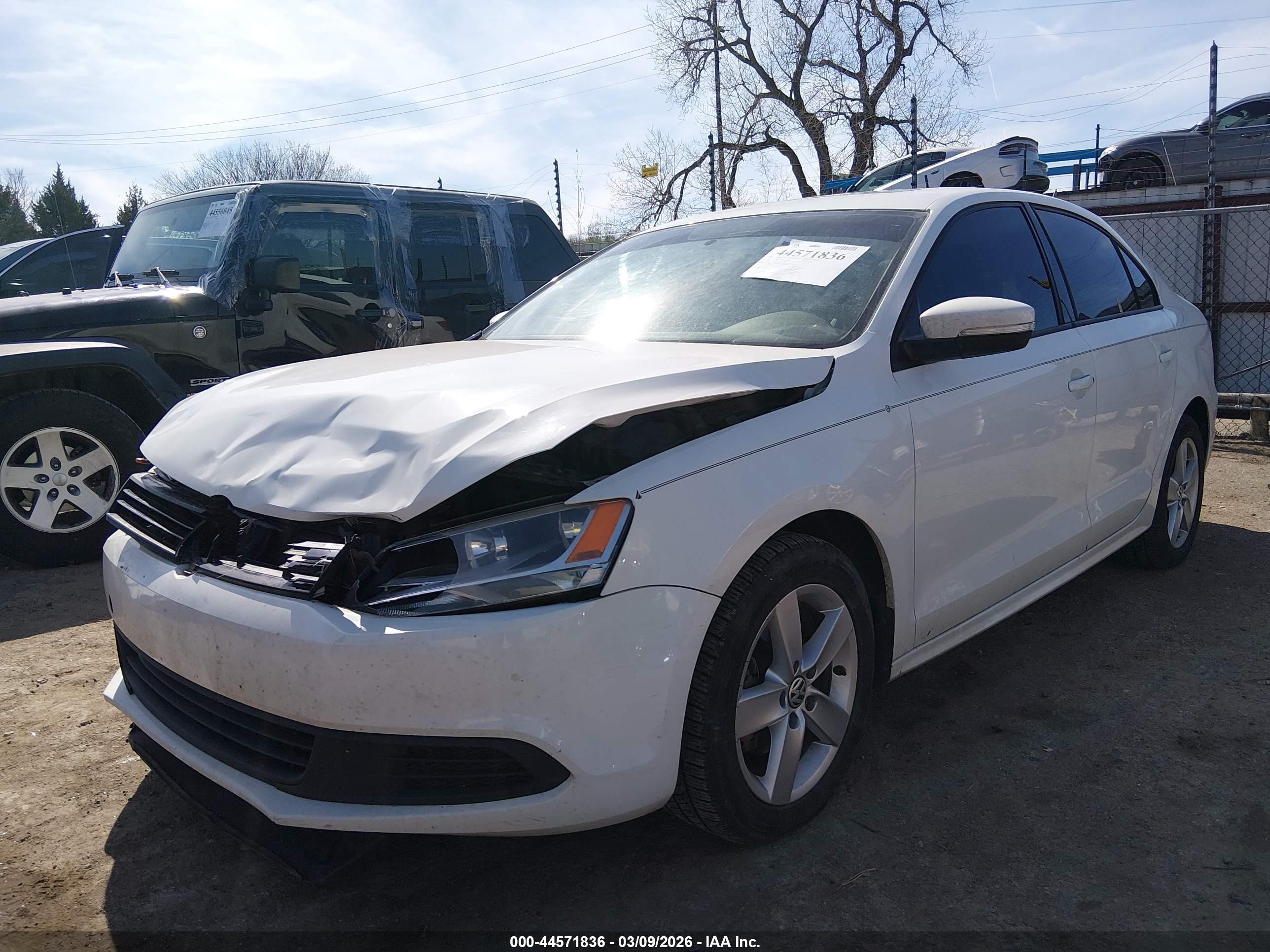 2012 Volkswagen Jetta 2.0l Tdi White vin: 3VW3L7AJ3CM014672
