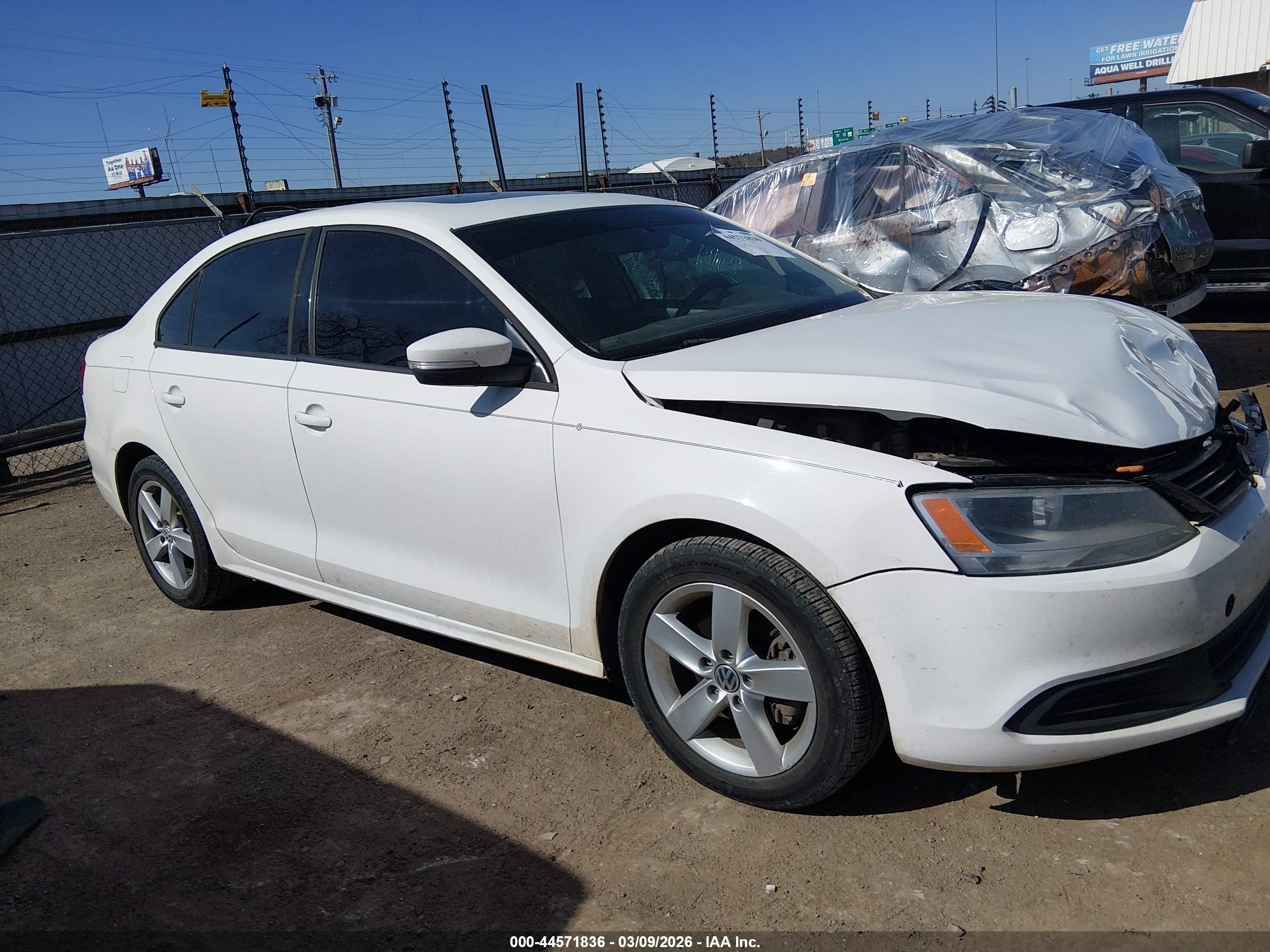 2012 Volkswagen Jetta 2.0l Tdi White vin: 3VW3L7AJ3CM014672