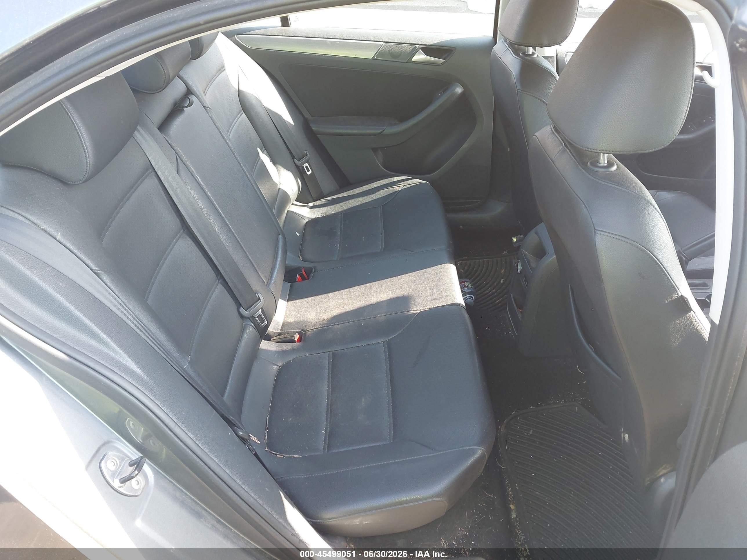 2014 Volkswagen Jetta 2.0l Tdi Gray vin: 3VW3L7AJ3EM280177