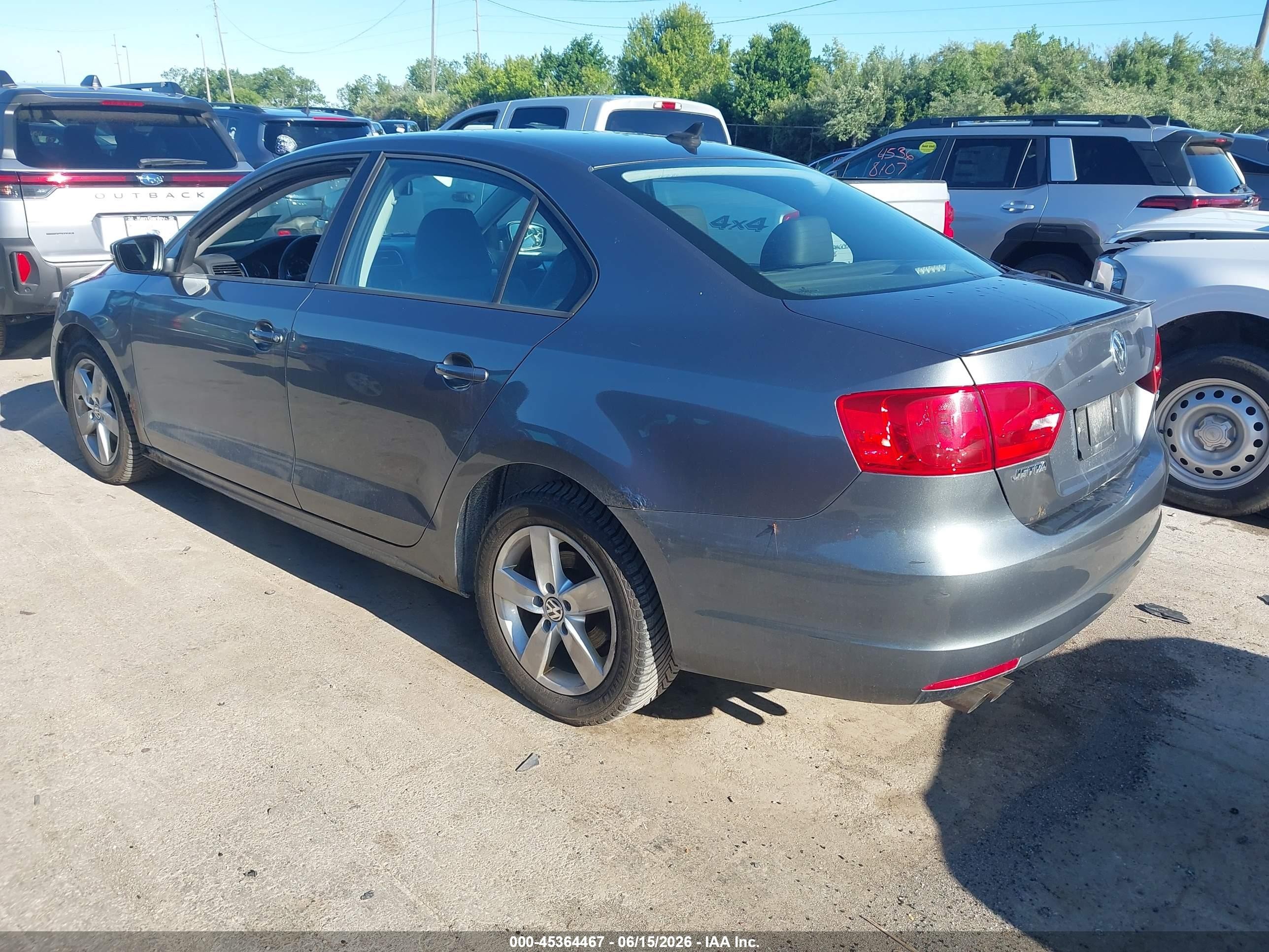 2012 Volkswagen Jetta 2.0l Tdi Gray vin: 3VW3L7AJ4CM314673