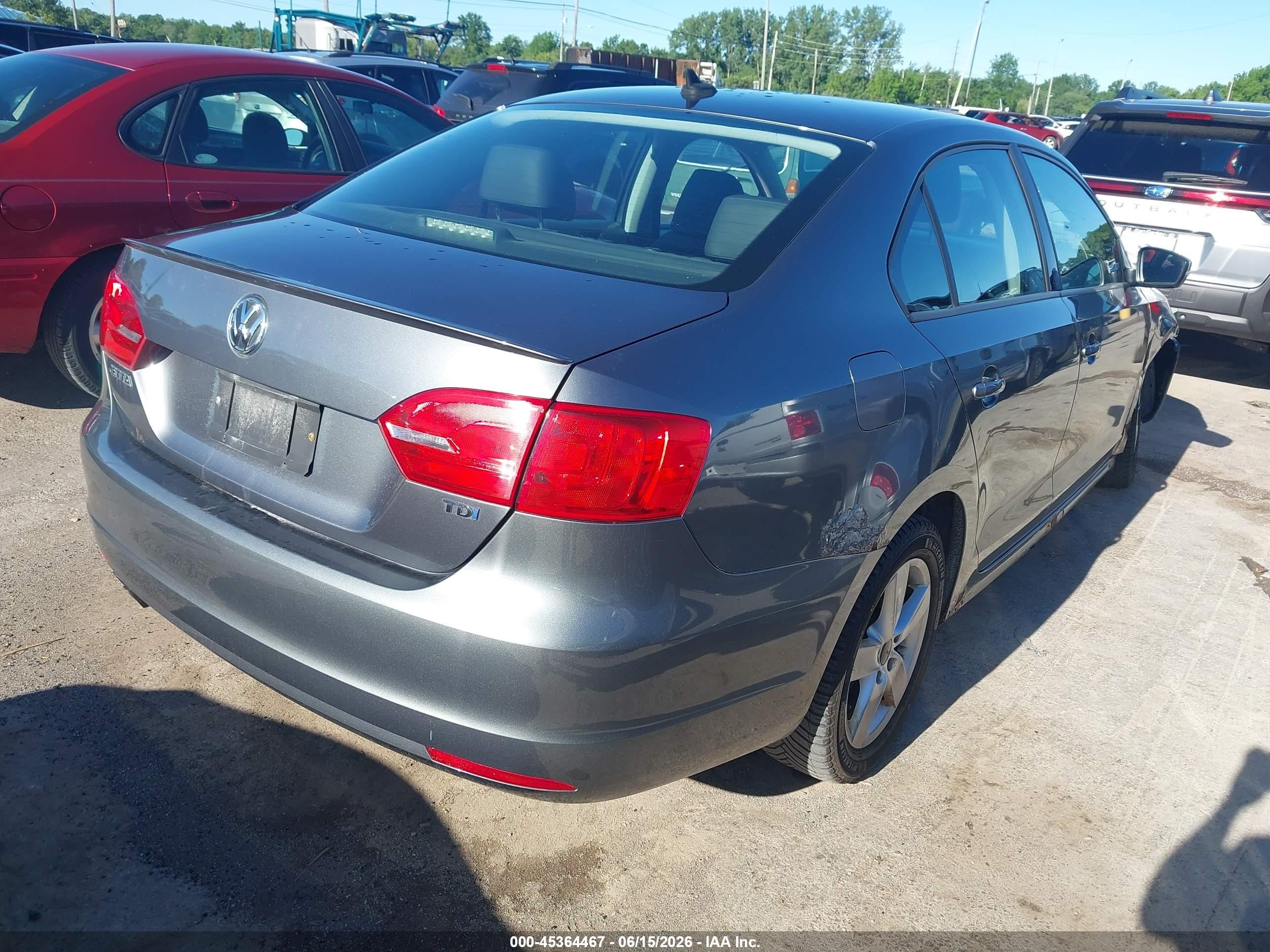 2012 Volkswagen Jetta 2.0l Tdi Gray vin: 3VW3L7AJ4CM314673