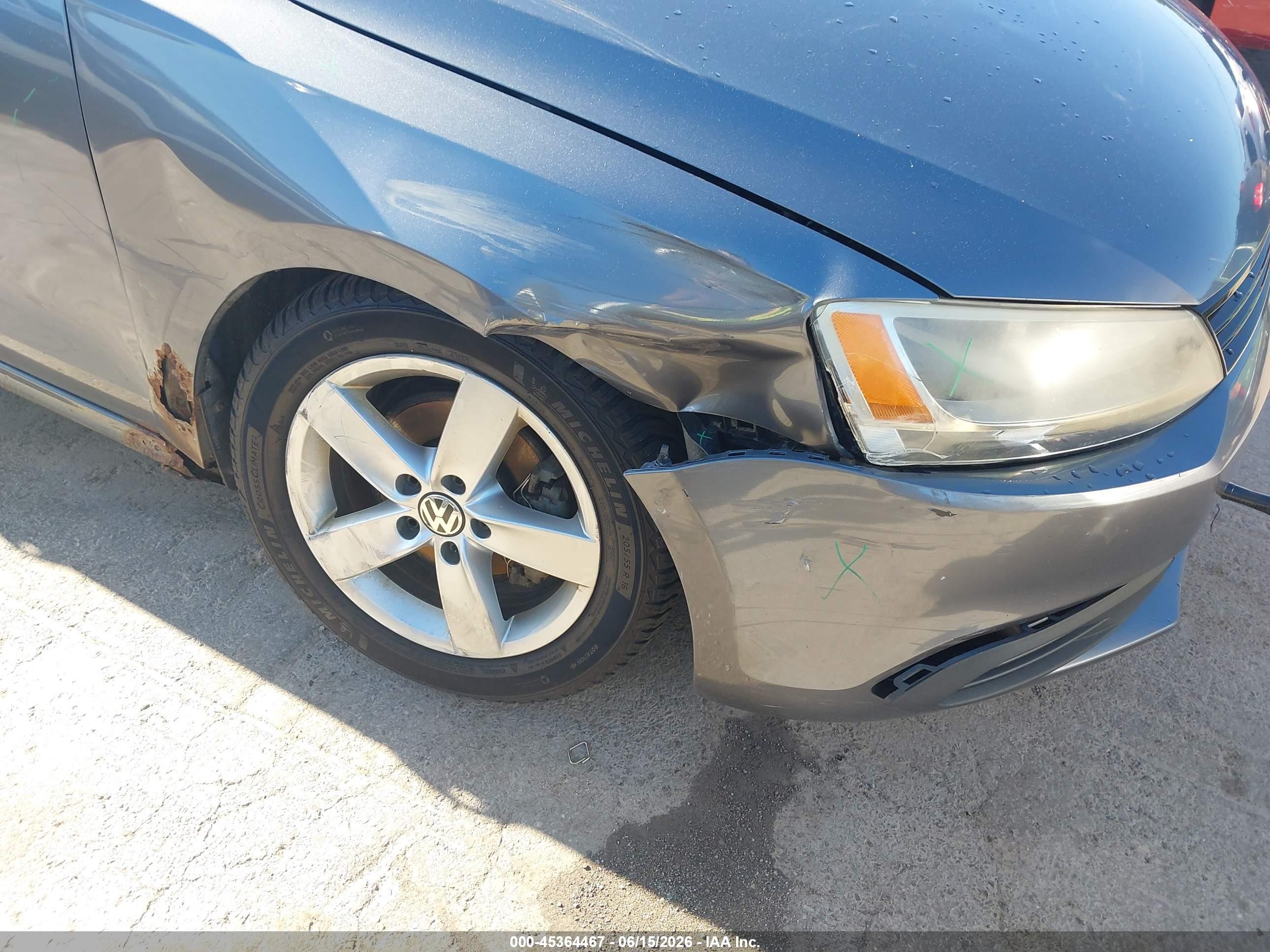 2012 Volkswagen Jetta 2.0l Tdi Gray vin: 3VW3L7AJ4CM314673