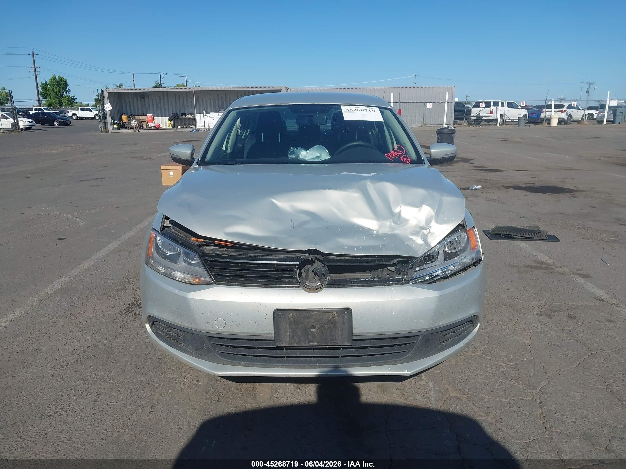 2012 Volkswagen Jetta 2.0l Tdi Silver vin: 3VW3L7AJ6CM017811