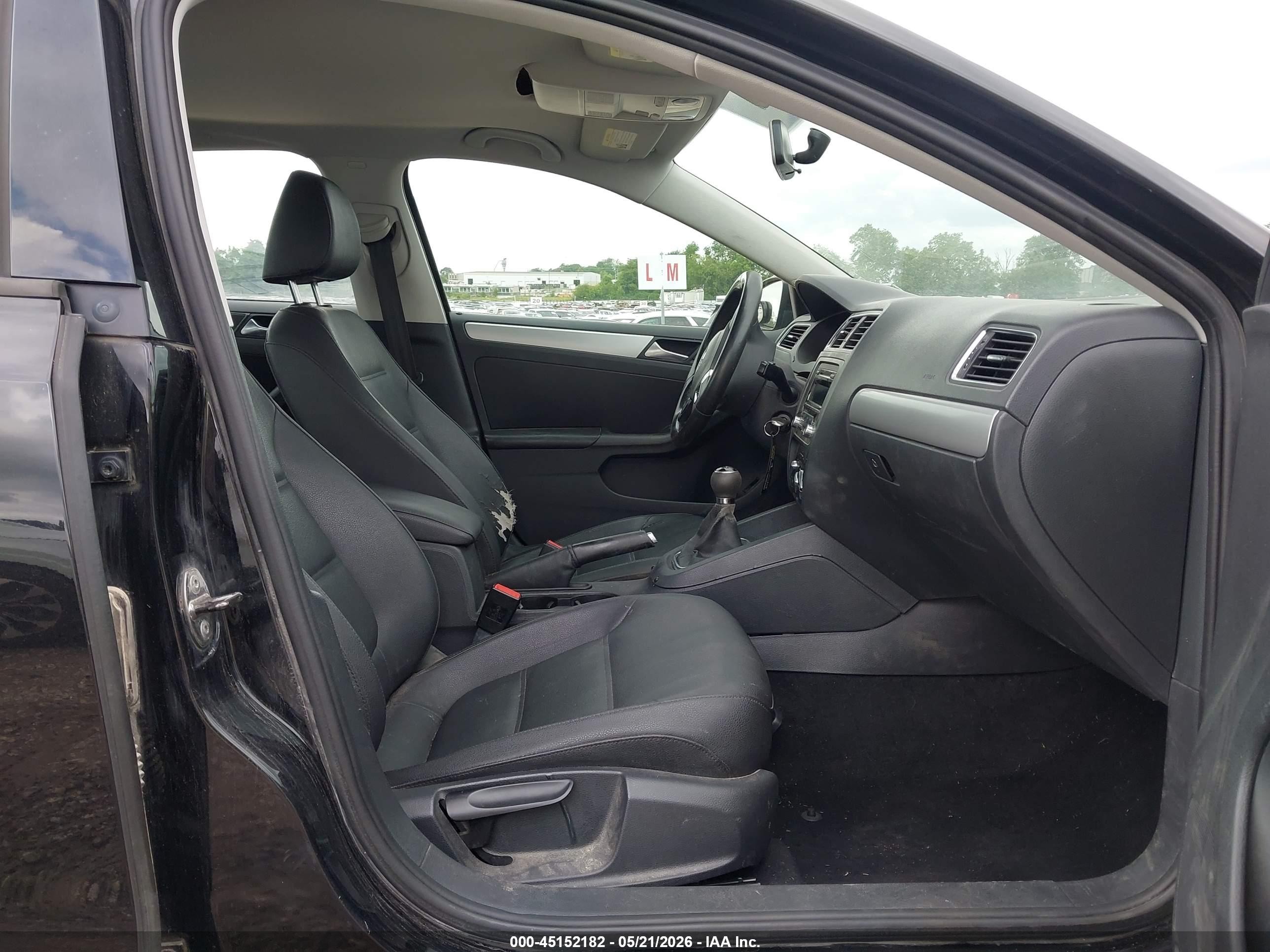 2012 Volkswagen Jetta 2.0l Tdi Black vin: 3VW3L7AJ6CM066121