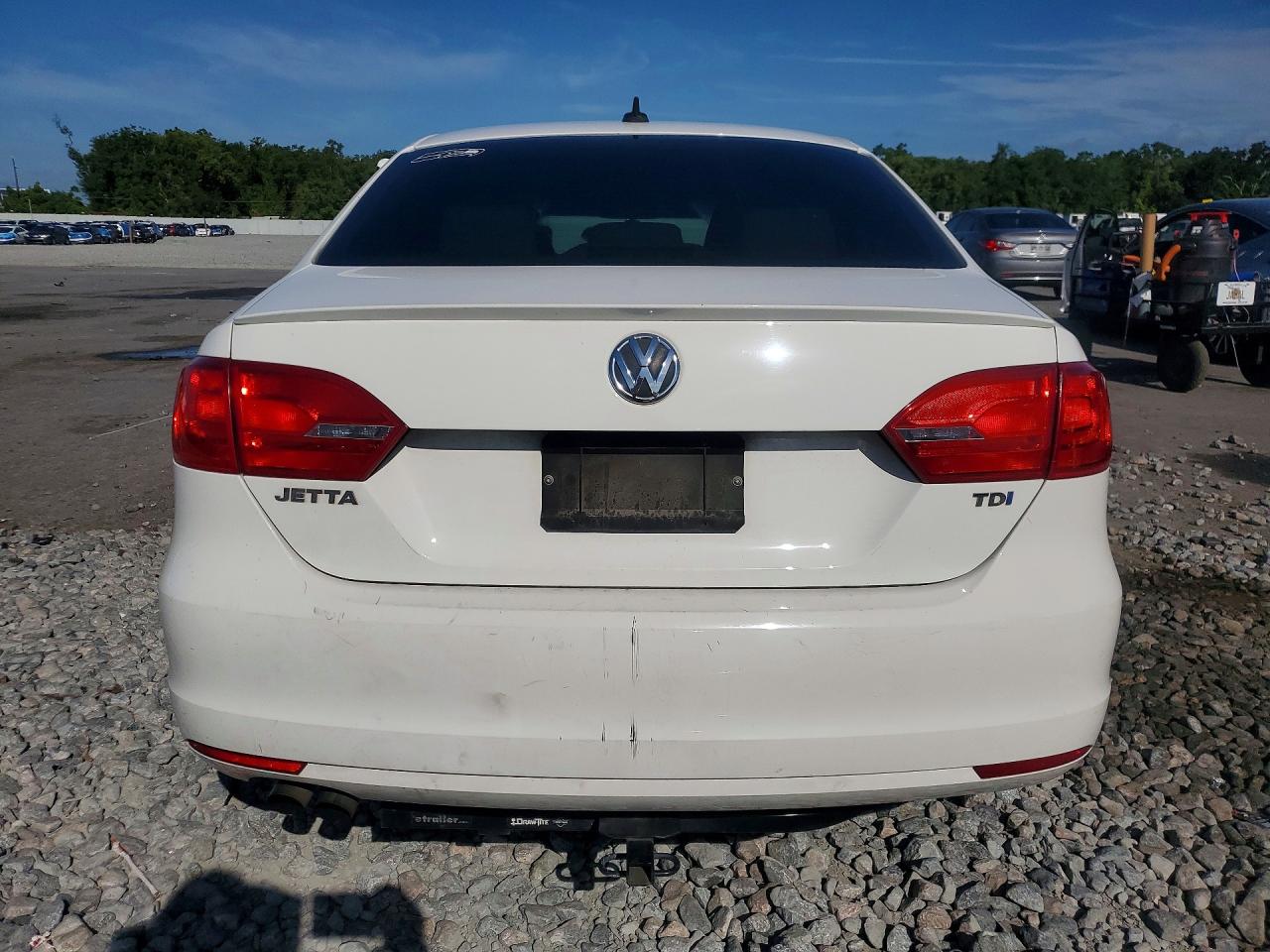2012 Volkswagen Jetta Tdi White vin: 3VW3L7AJ7CM382224