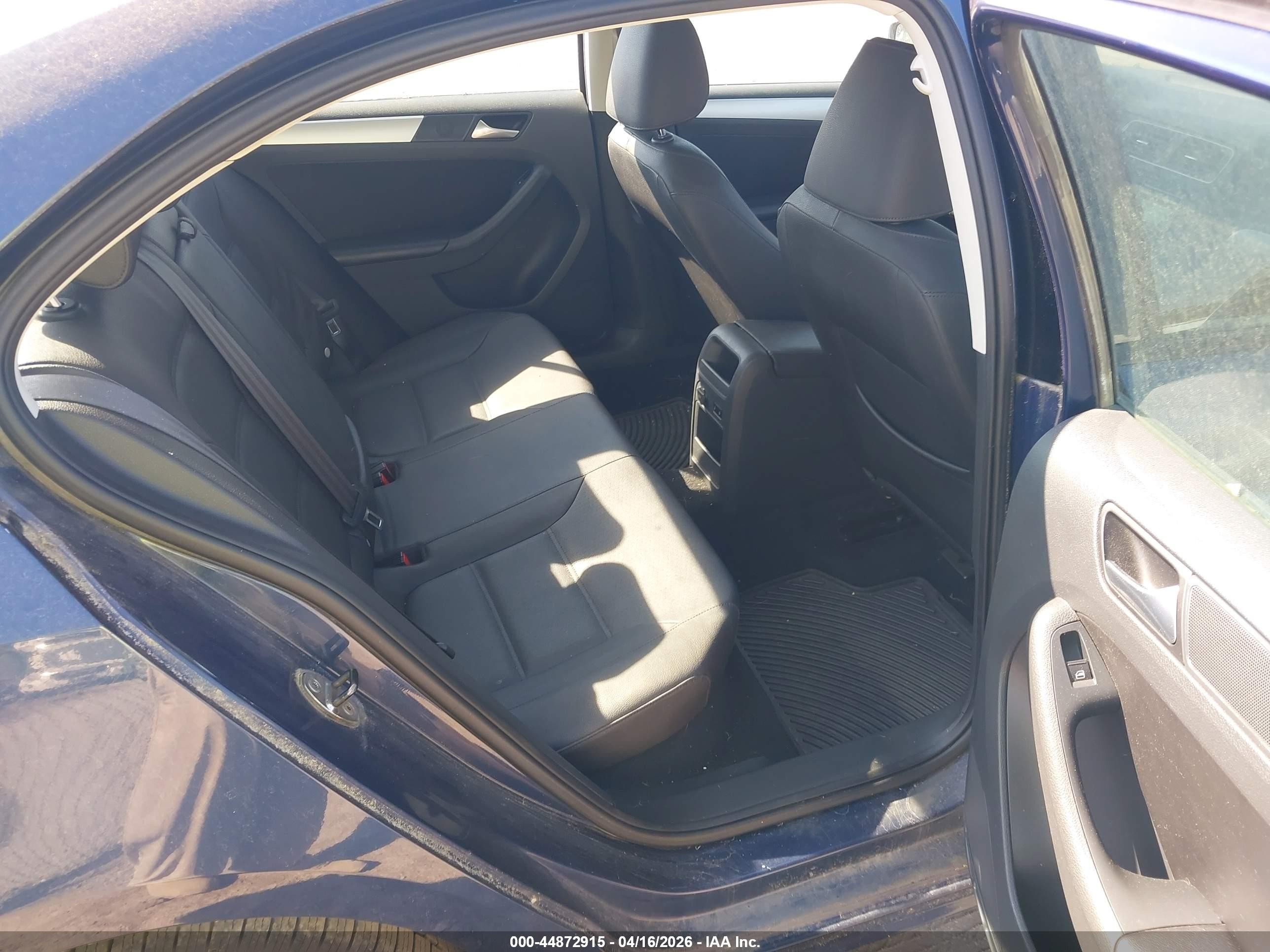 2012 Volkswagen Jetta 2.0l Tdi Blue vin: 3VW3L7AJ7CM471307