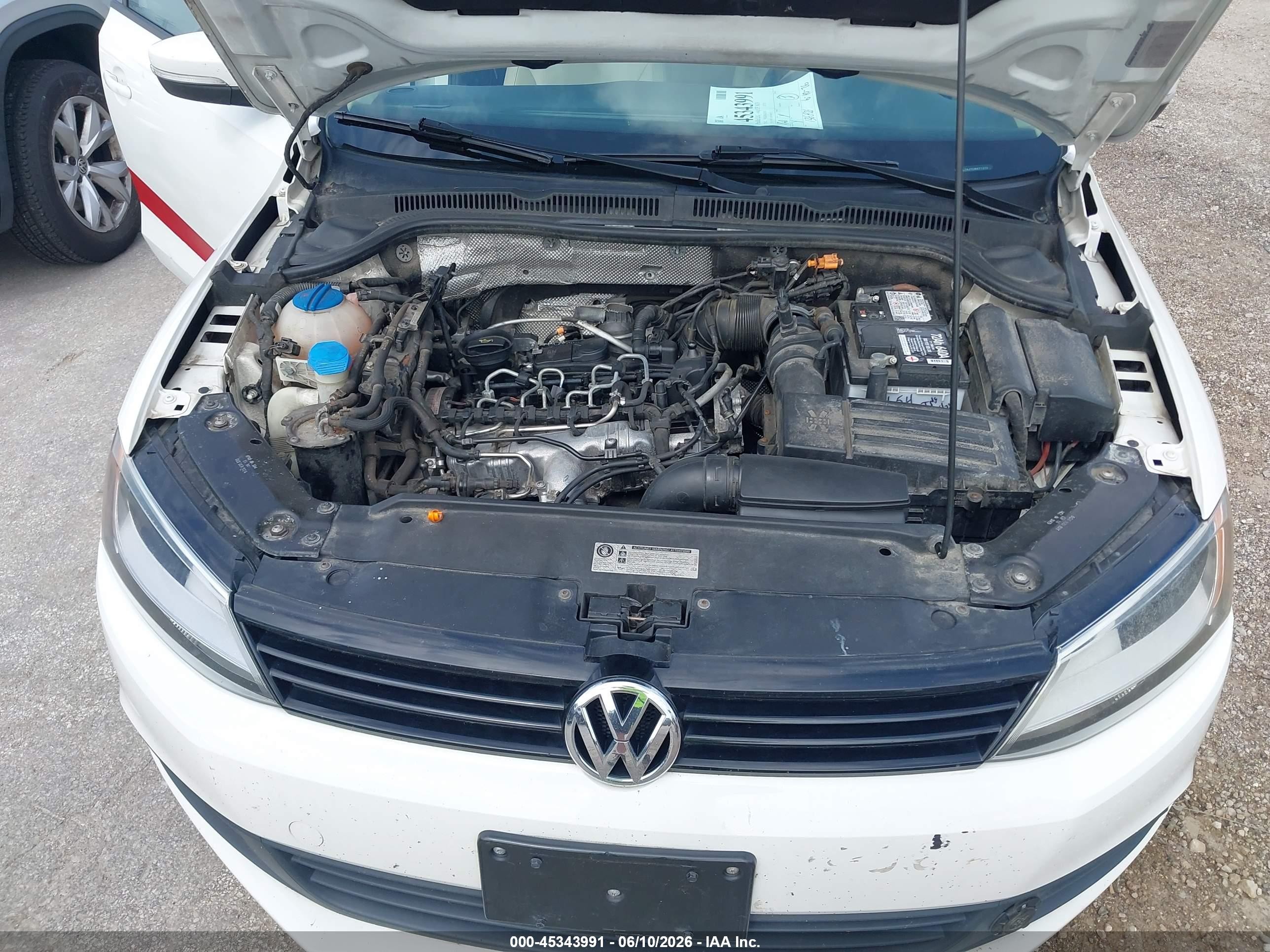 2012 Volkswagen Jetta 2.0l Tdi Белый vin: 3VW3L7AJ7CM471372