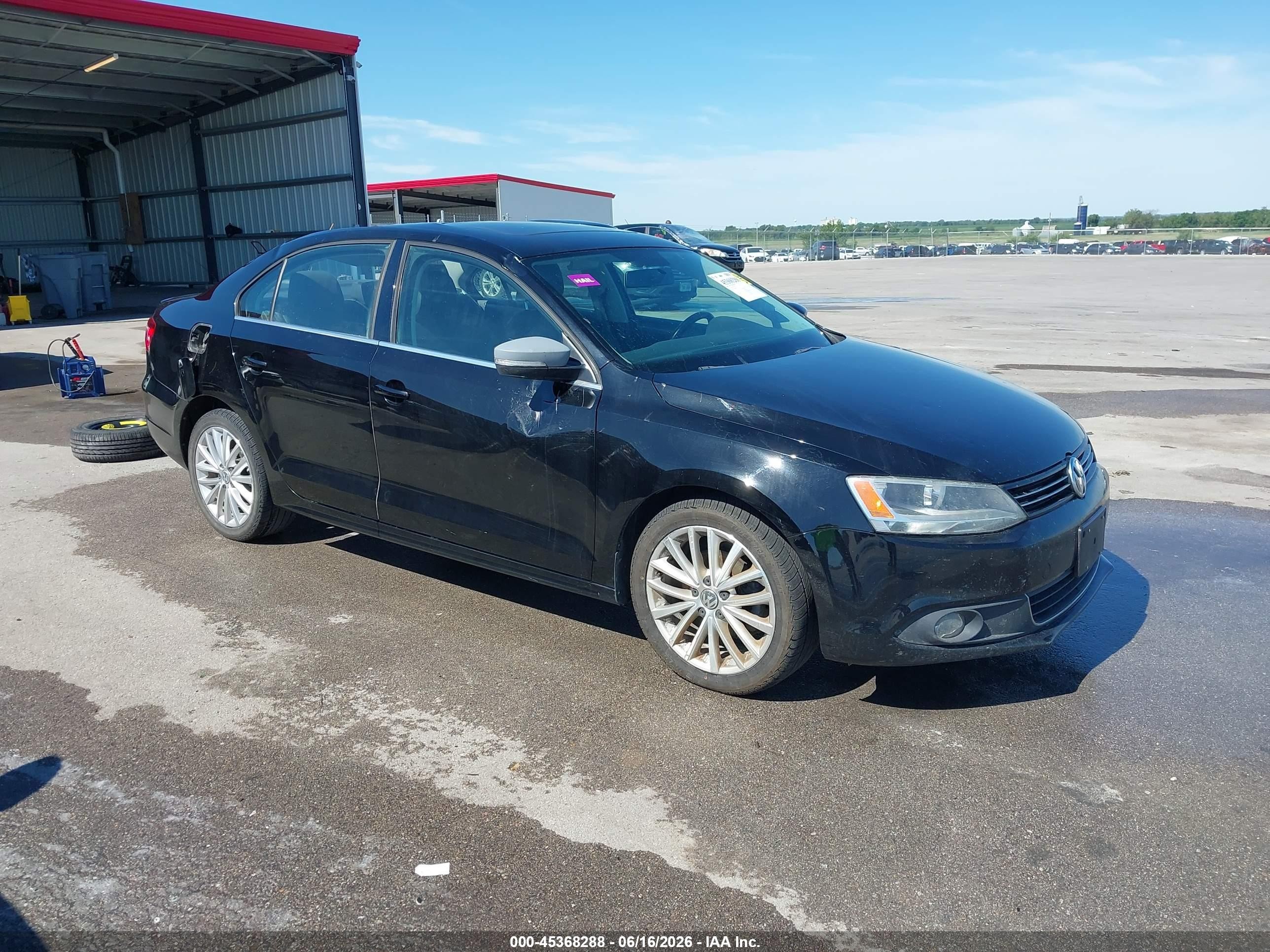 2013 Volkswagen Jetta 2.0l Tdi Black vin: 3VW3L7AJ7DM270587