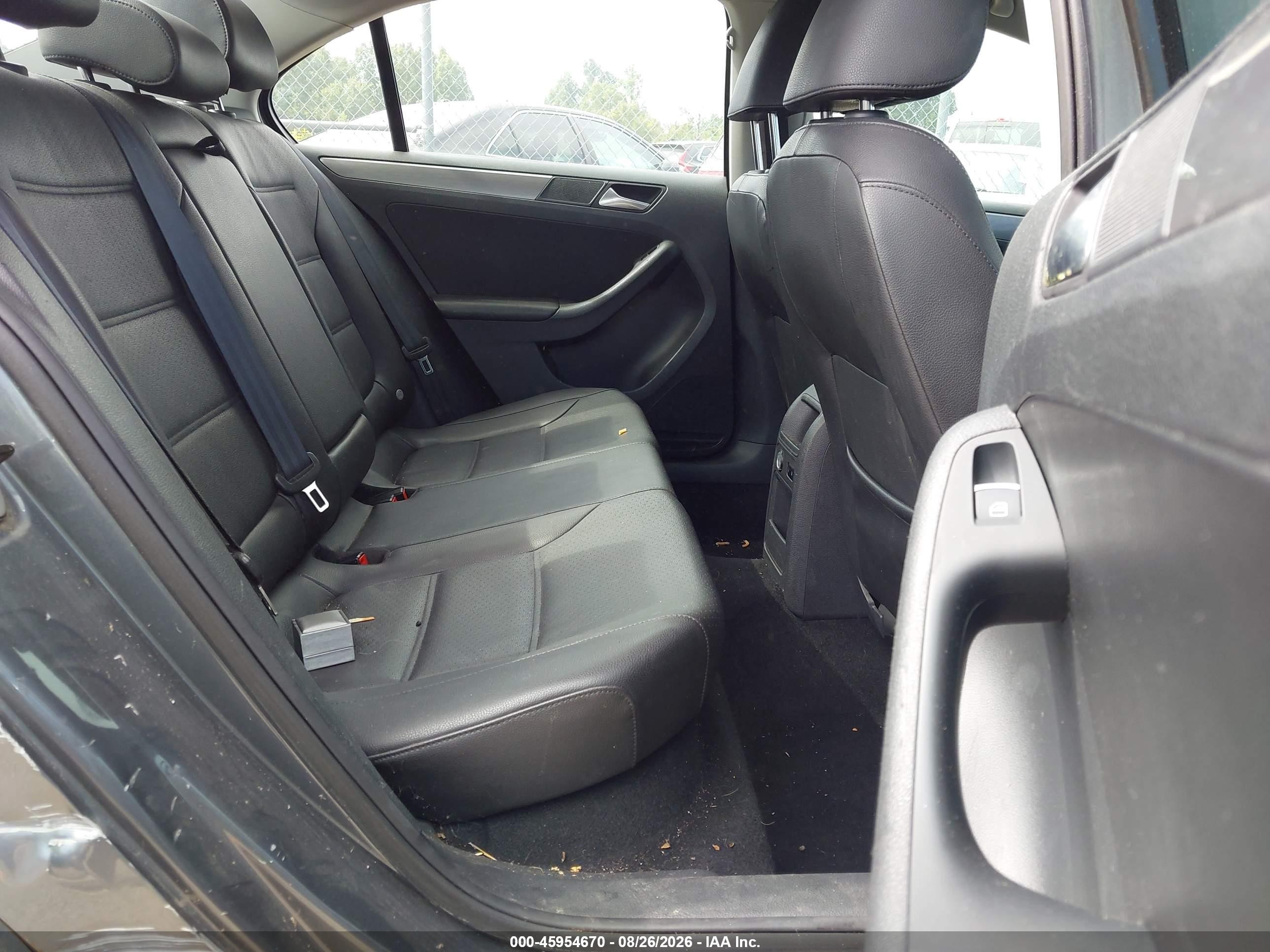 2013 Volkswagen Jetta 2.0l Tdi Gray vin: 3VW3L7AJ9DM400000