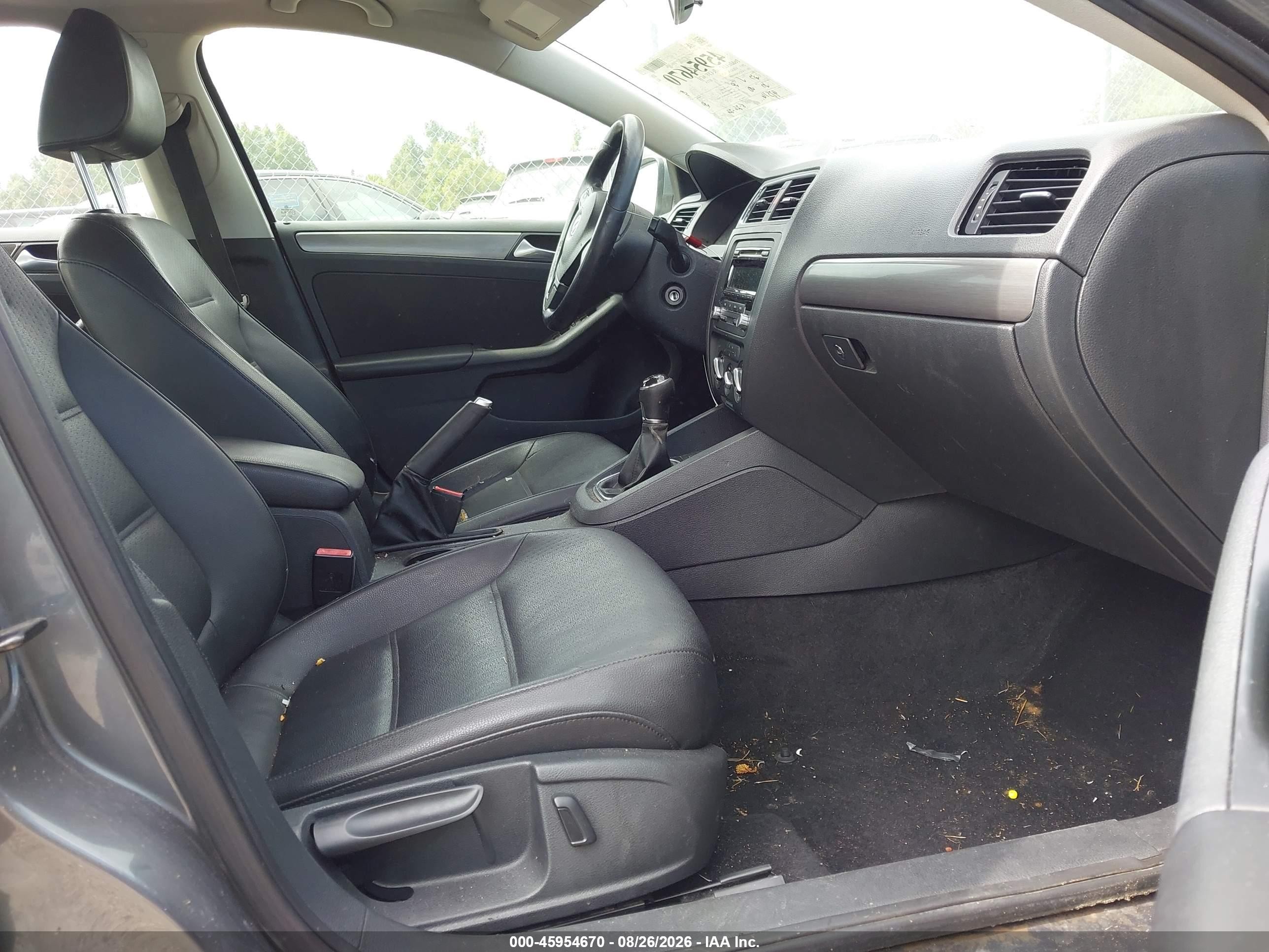 2013 Volkswagen Jetta 2.0l Tdi Gray vin: 3VW3L7AJ9DM400000