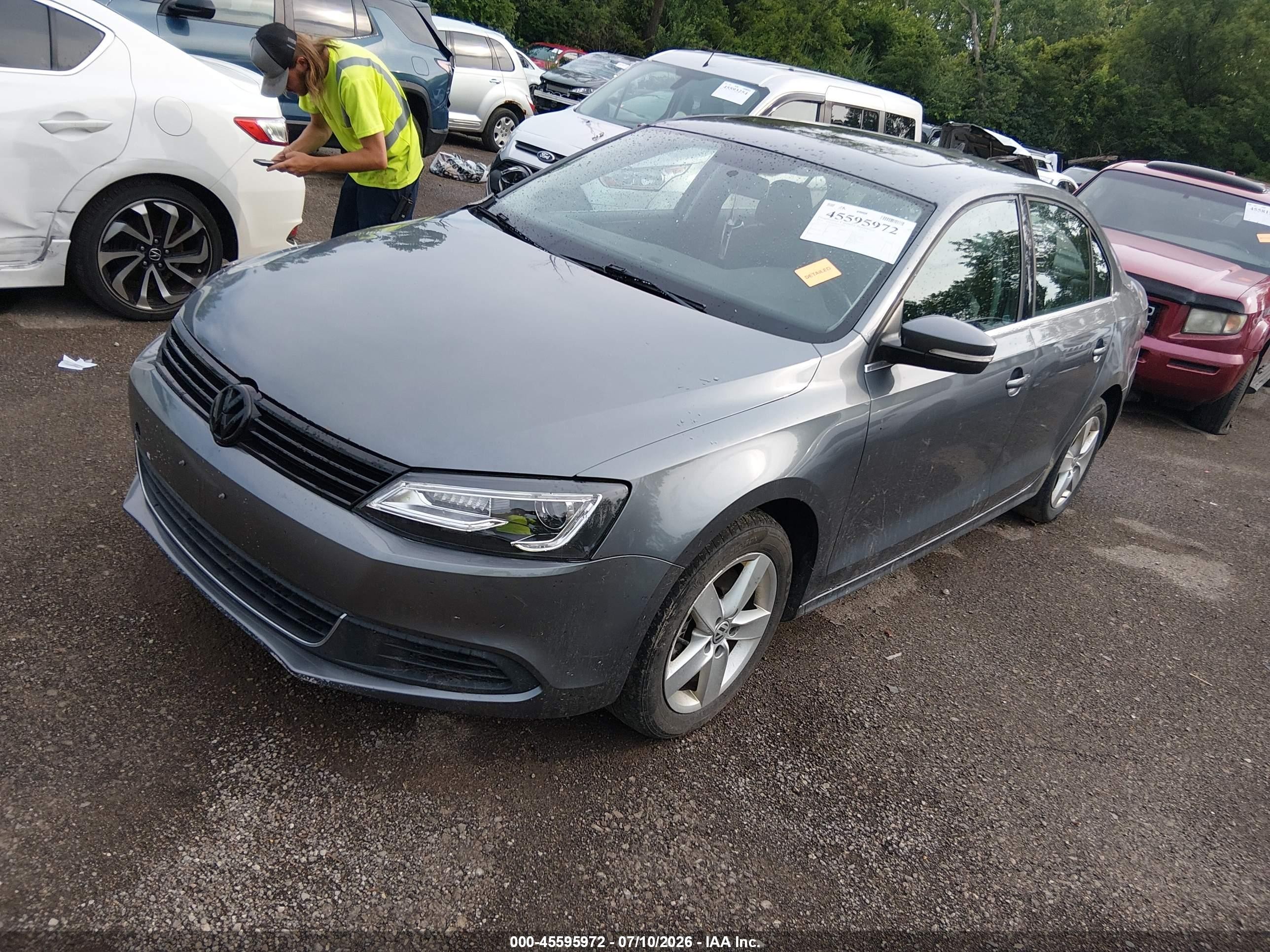 2013 Volkswagen Jetta 2.0l Tdi Gray vin: 3VW3L7AJ9DM443638