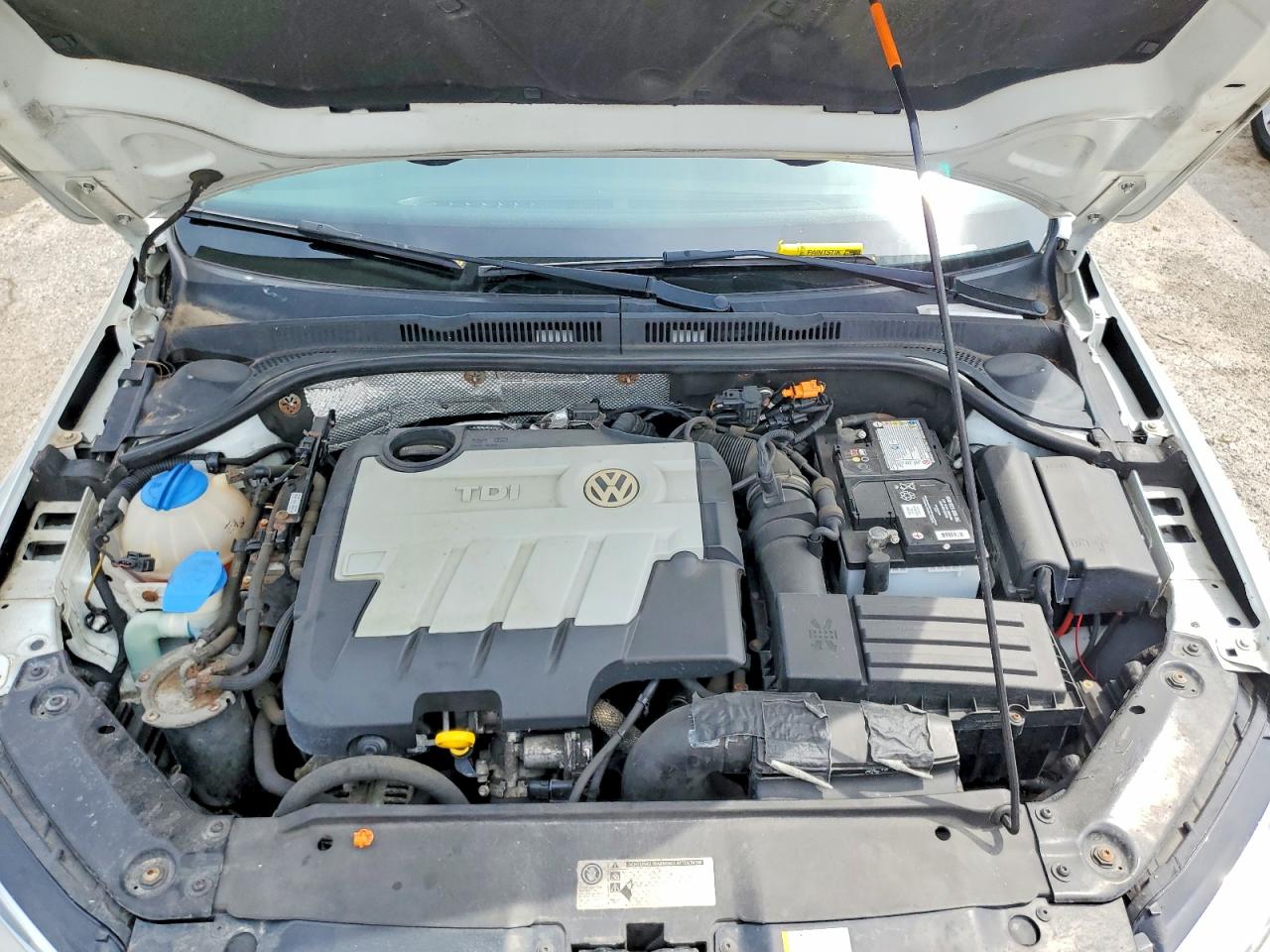2014 Volkswagen Jetta Tdi White vin: 3VW3L7AJ9EM310959