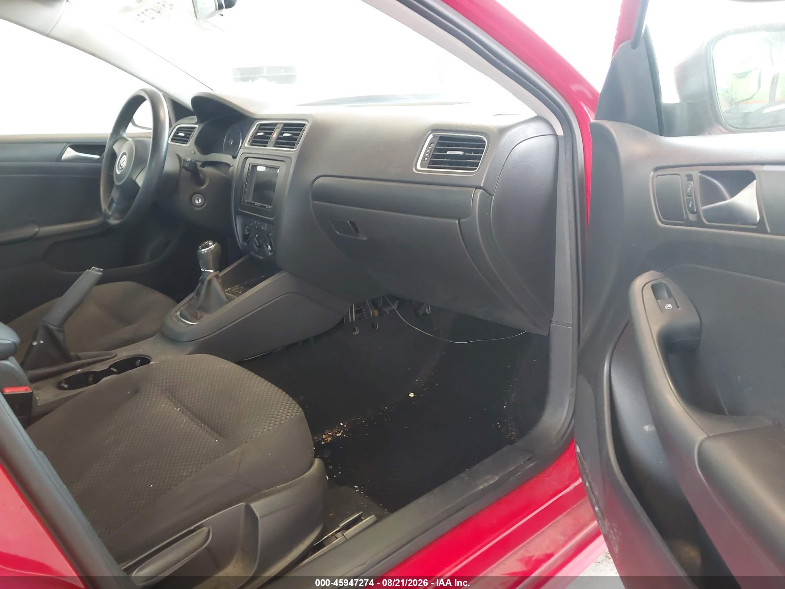 2014 Volkswagen Jetta 2.0l Tdi Value Edition Red vin: 3VW3L7AJ9EM334419