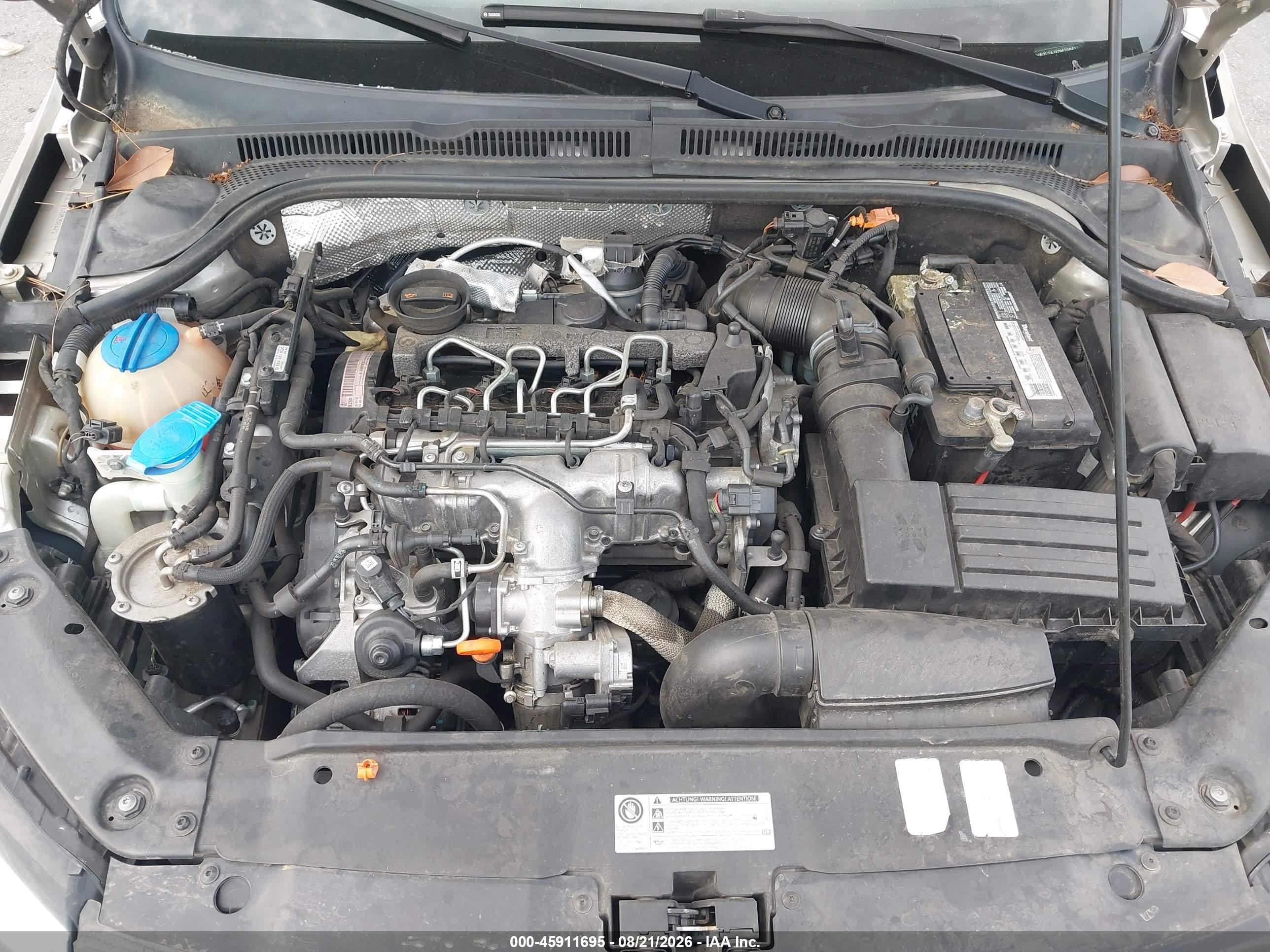 2013 Volkswagen Jetta 2.0l Tdi Beige vin: 3VW3L7AJXDM208472