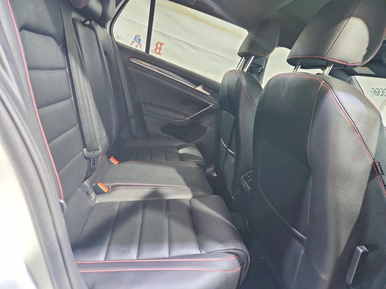 2017 Volkswagen Gti S/se White vin: 3VW447AU4HM032505