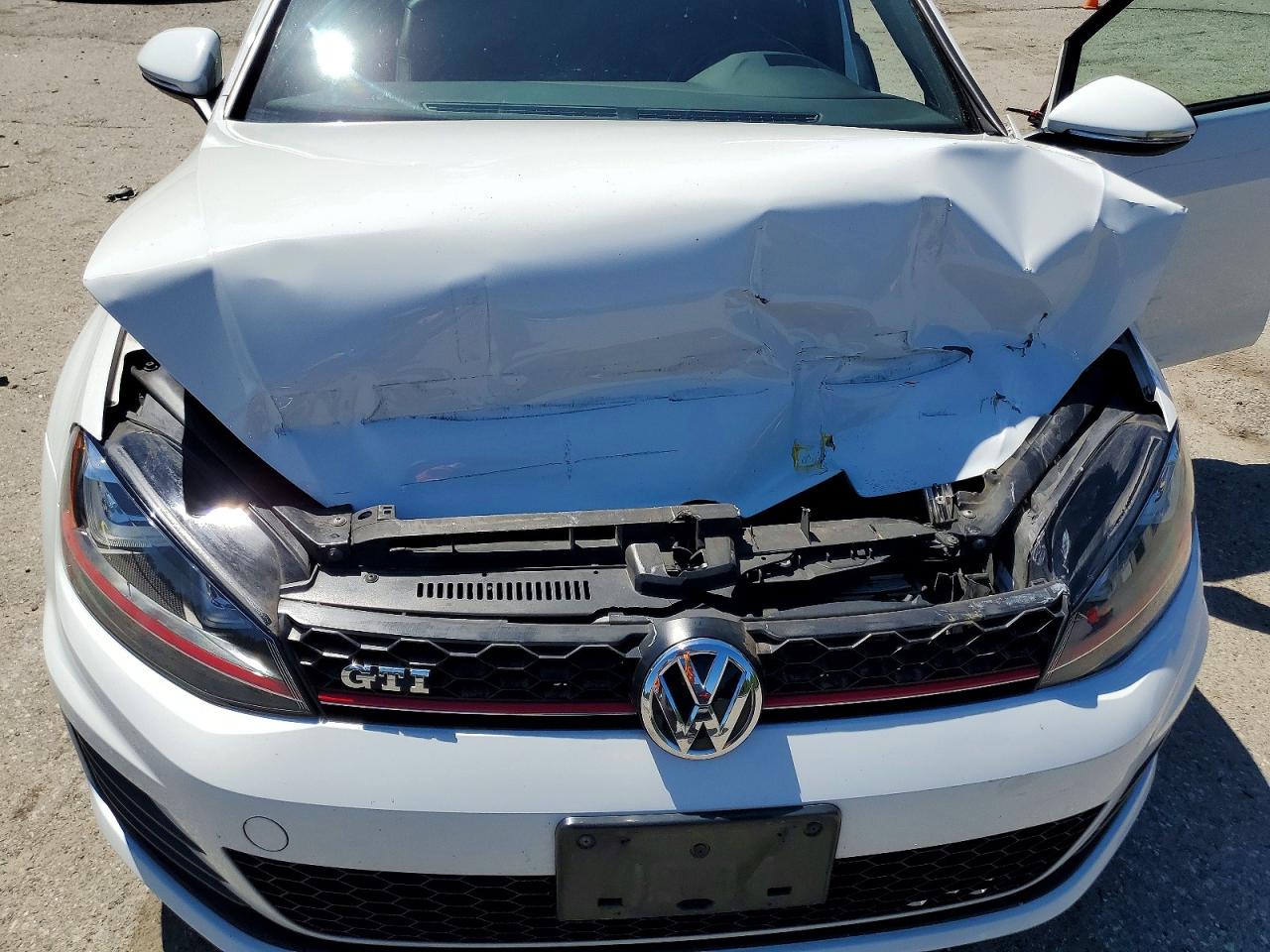 2015 Volkswagen Gti White vin: 3VW447AU5FM056471